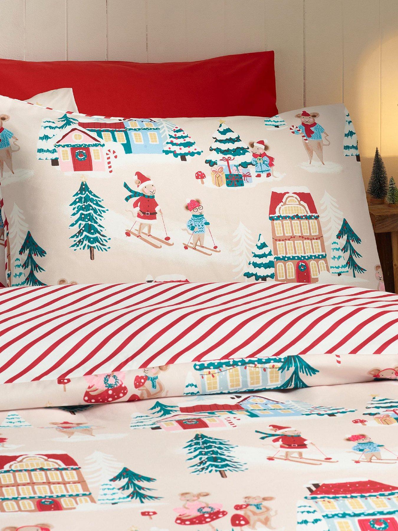 Image 2 of 5 of Catherine Lansfield Christmas Mouse Town Duvet Cover Set