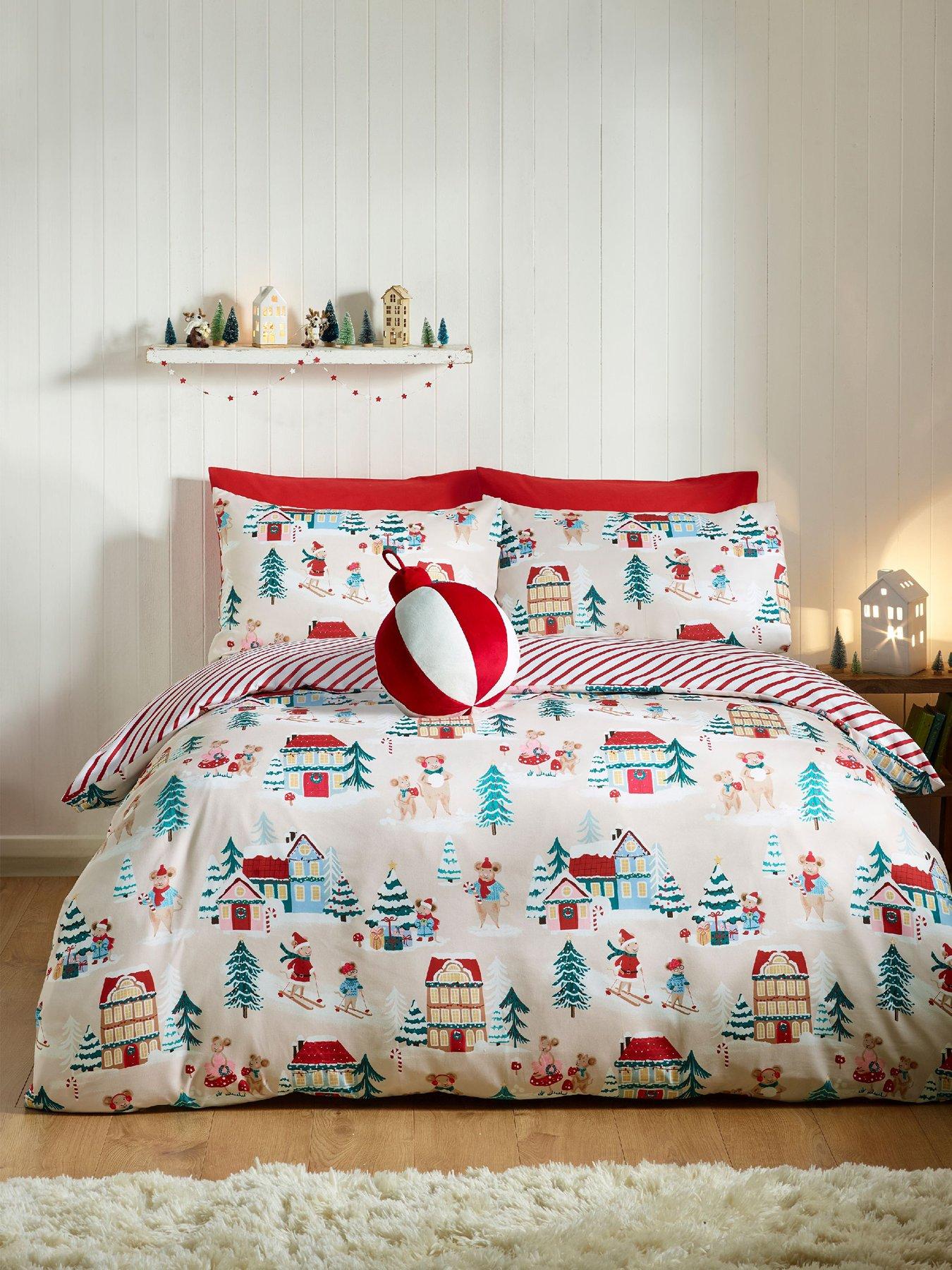 Image 5 of 5 of Catherine Lansfield Christmas Mouse Town Duvet Cover Set