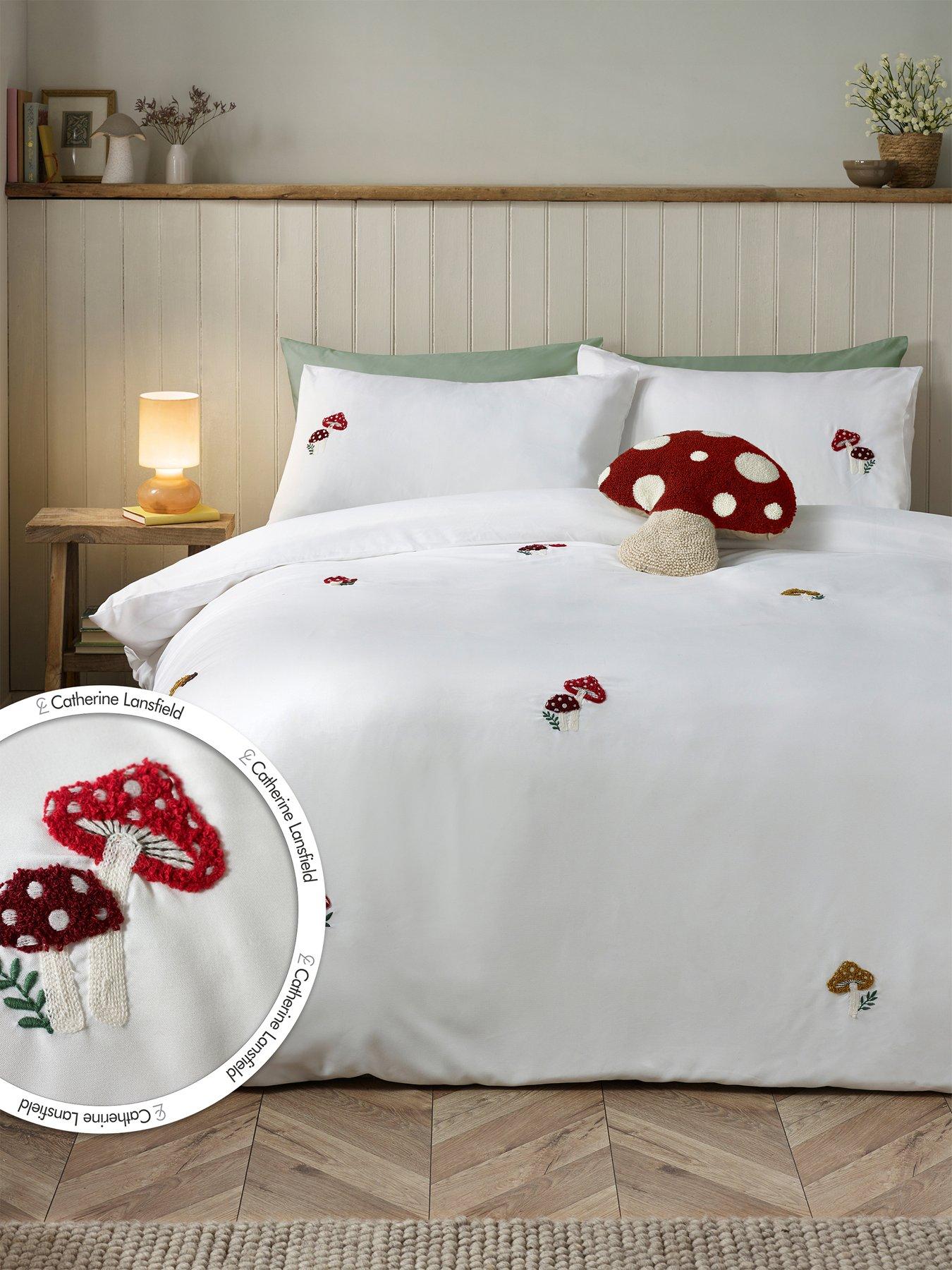 Catherine Lansfield Woodland Crochet Duvet Cover Set