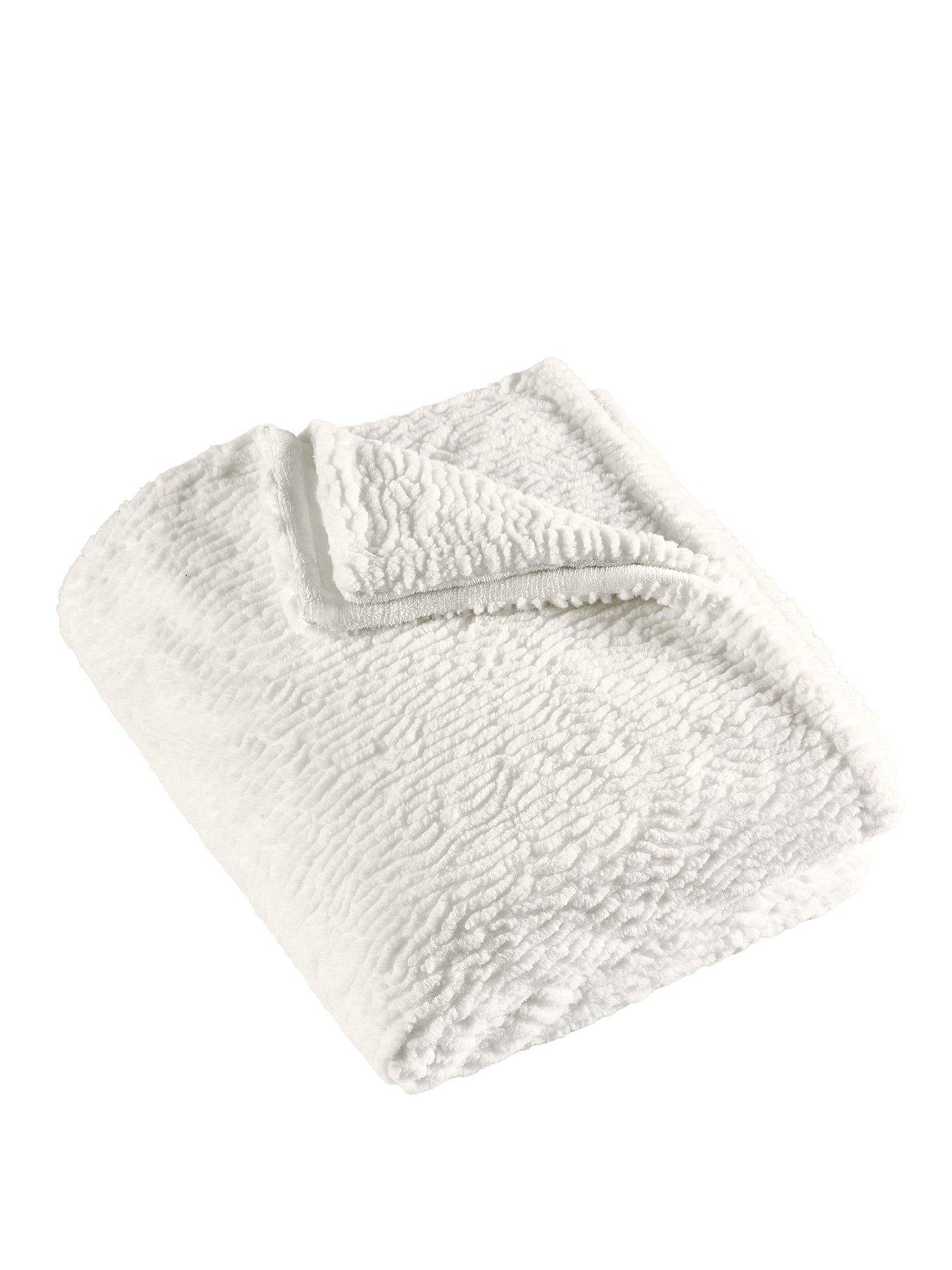 Image 2 of 4 of Catherine Lansfield Textured Wave Soft and Cosy Faux Fur Sherpa Throw
