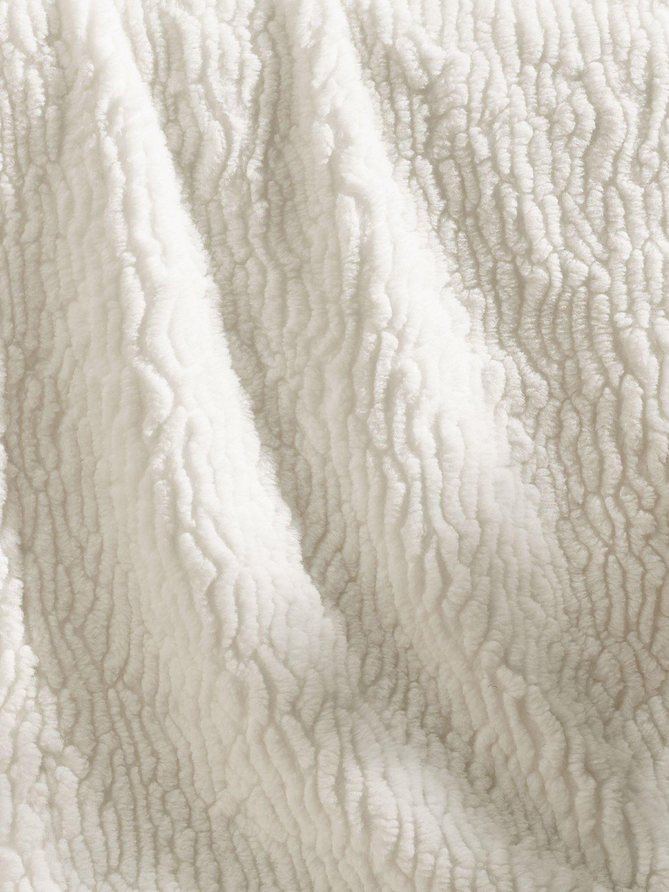 Image 4 of 4 of Catherine Lansfield Textured Wave Soft and Cosy Faux Fur Sherpa Throw
