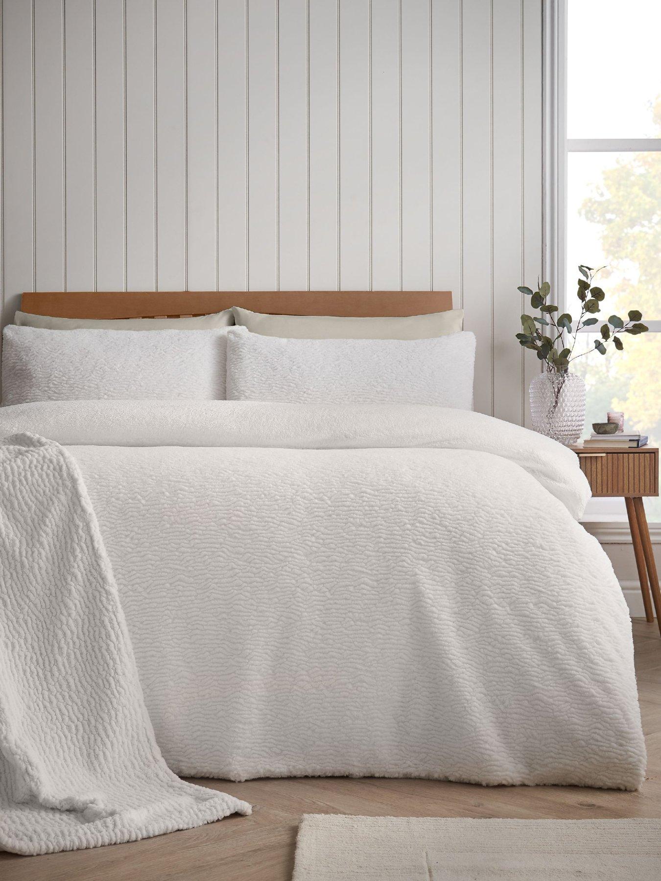 Catherine Lansfield Textured Wave Soft and Cosy Faux Fur Sherpa Duvet Cover Set