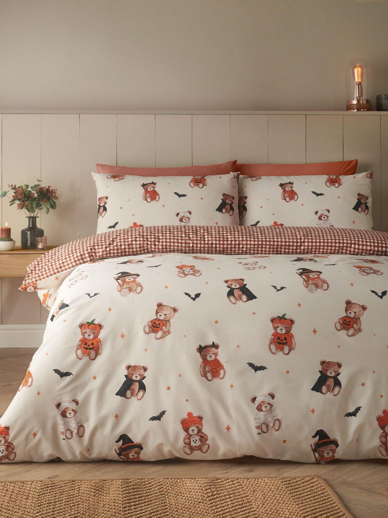 Image 7 of 7 of Catherine Lansfield Scare Bears Halloween Duvet Cover Set