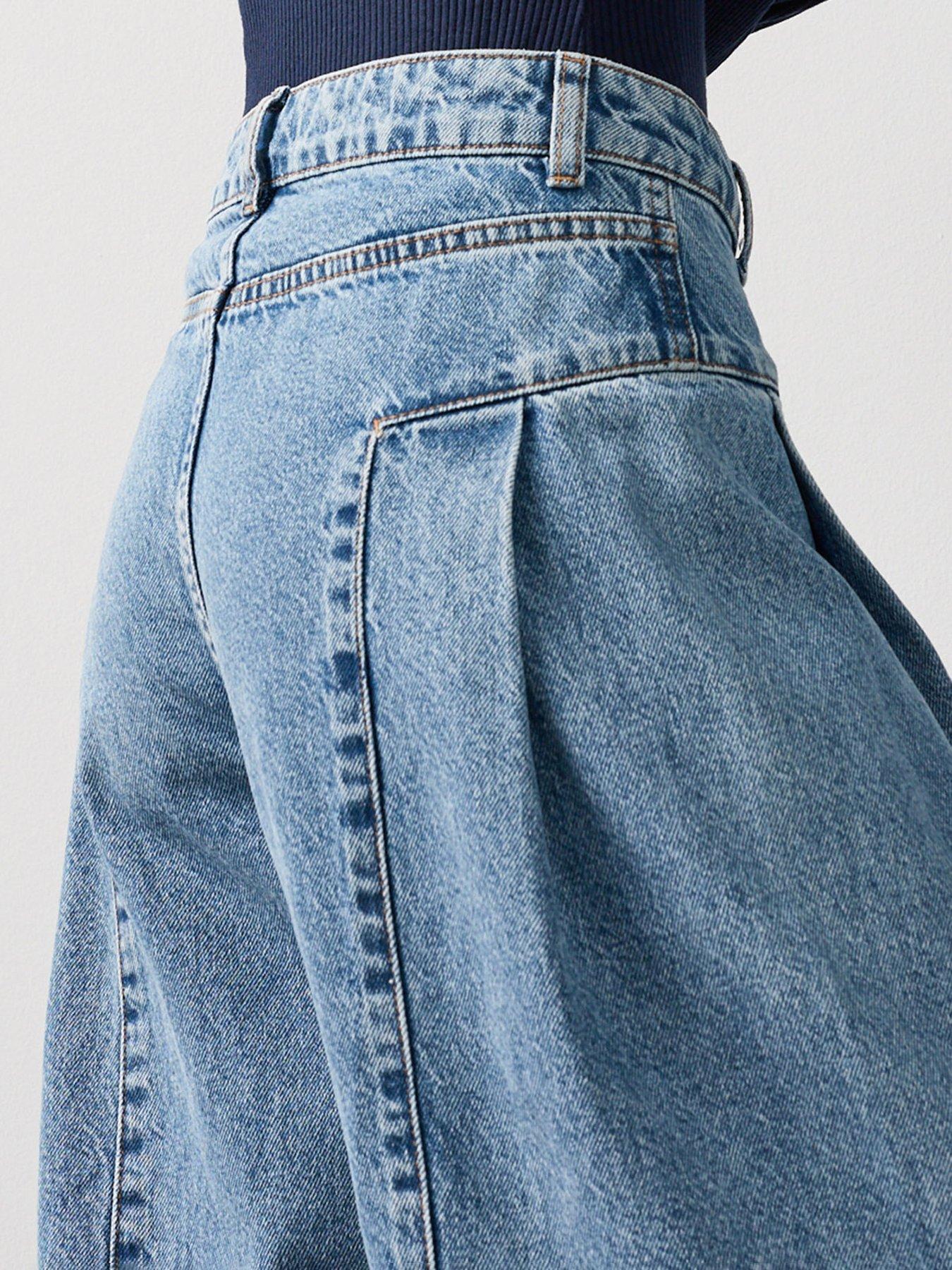 Image 3 of 7 of Michelle Keegan Seam Detail Wide Leg Jean - Mid Wash