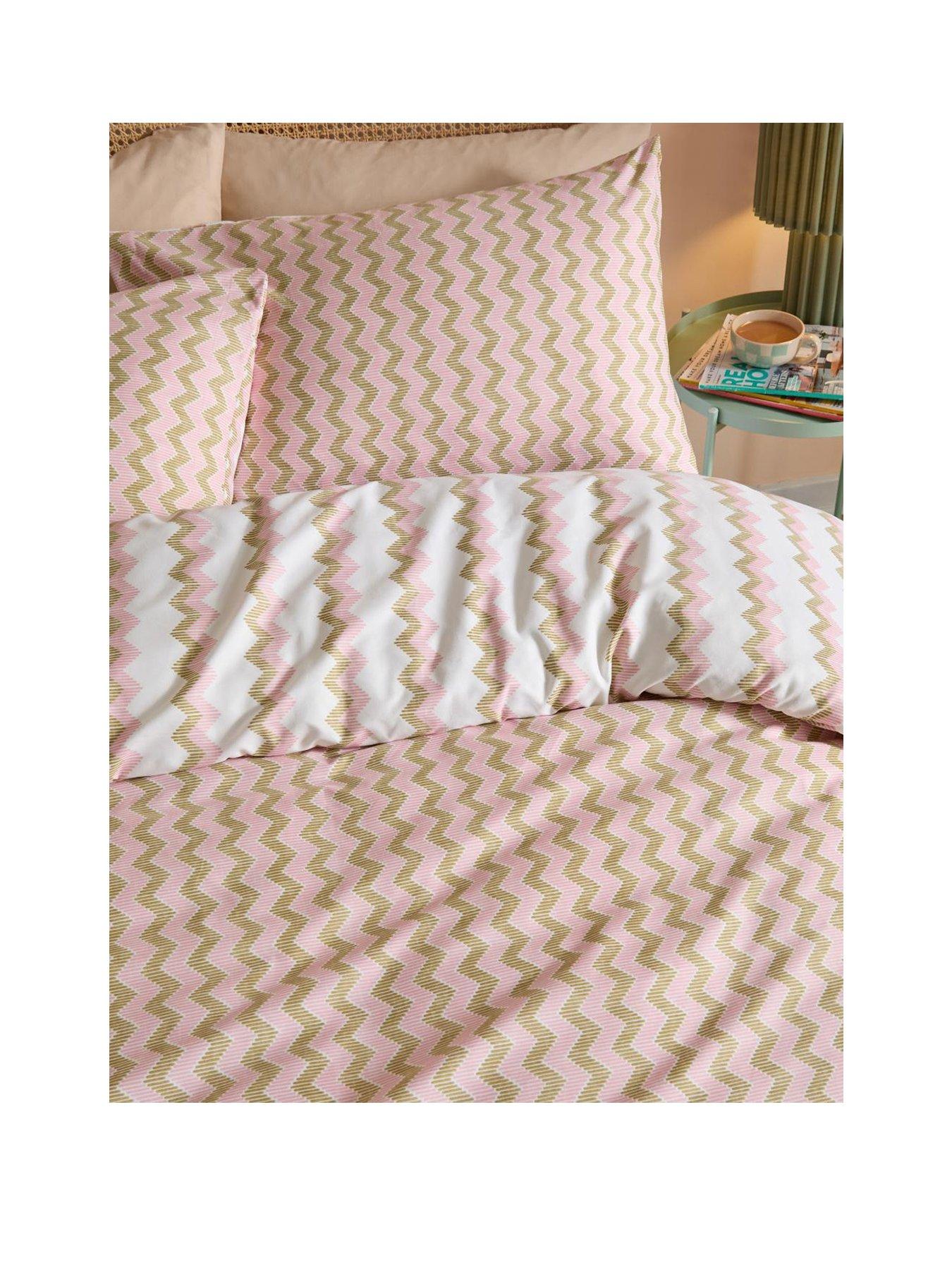 Image 2 of 3 of Duvet Day Izzie Duvet Set Green/Pink