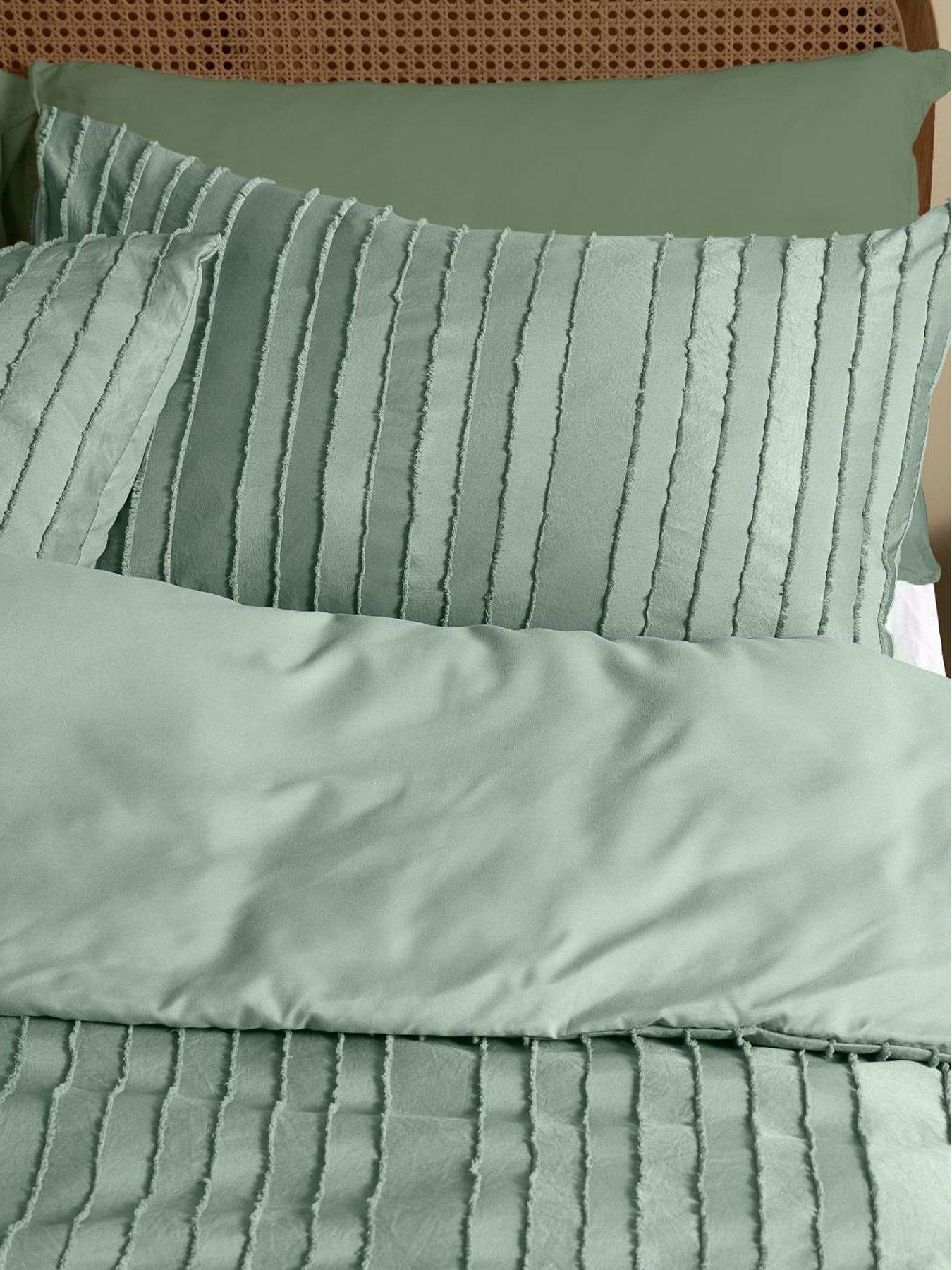 Duvet Day Harrison Stripe Soft Tufted Duvet Set Eucalyptus