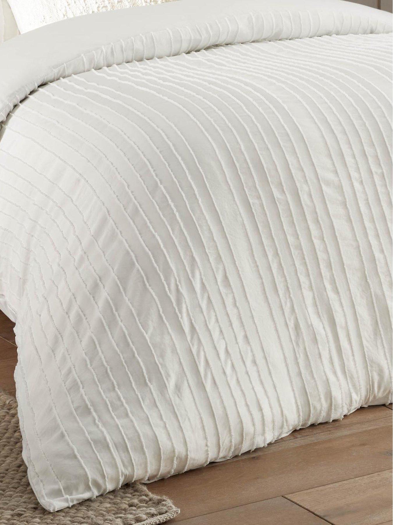 Image 3 of 3 of Duvet Day Harrison Stripe Soft Tufted Duvet Set White