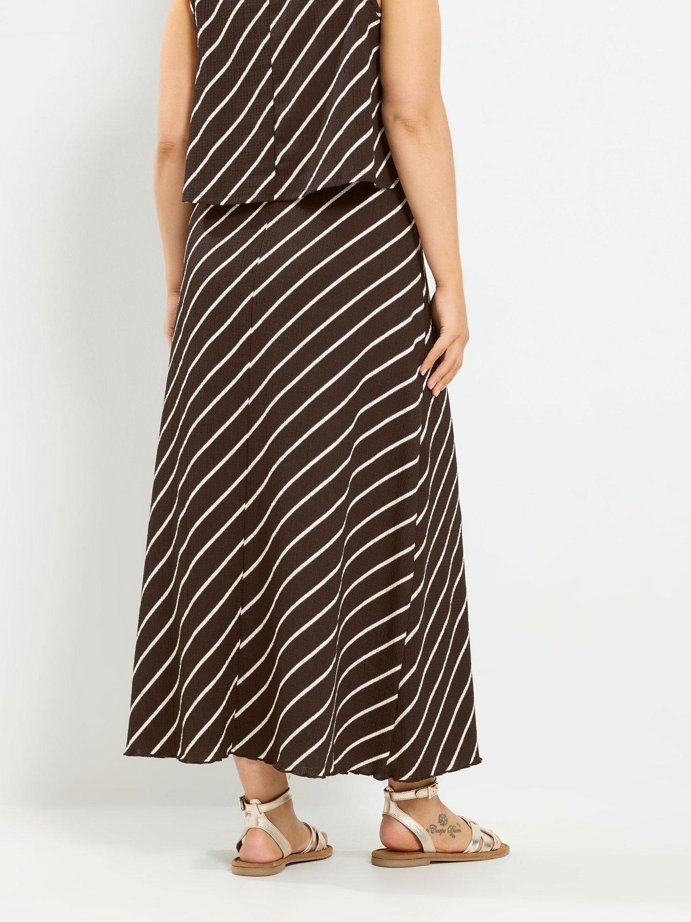 Image 2 of 4 of Yours Curve Textured Stripe Skirt - Chocolate Brown