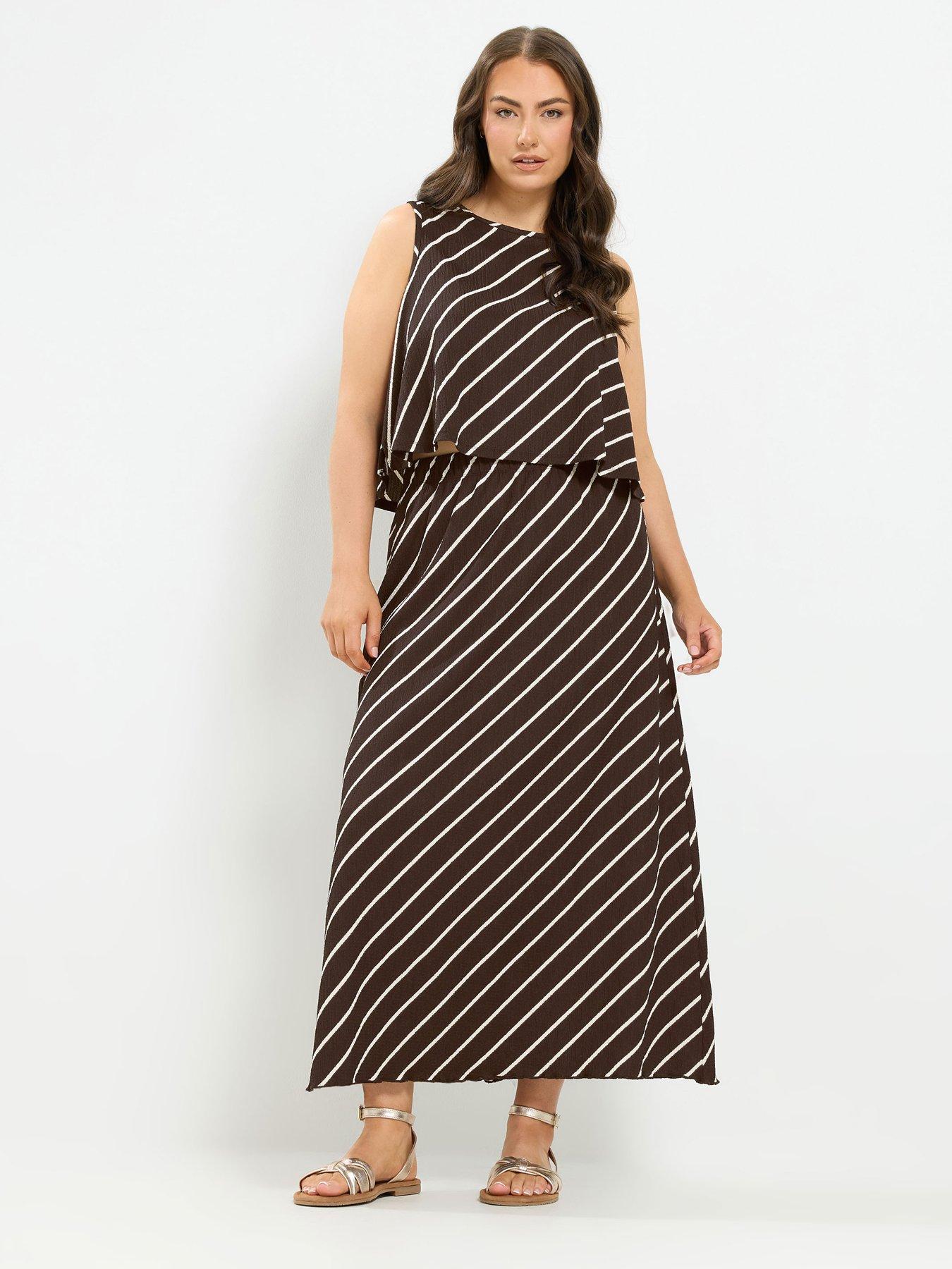 Image 3 of 4 of Yours Curve Textured Stripe Skirt - Chocolate Brown