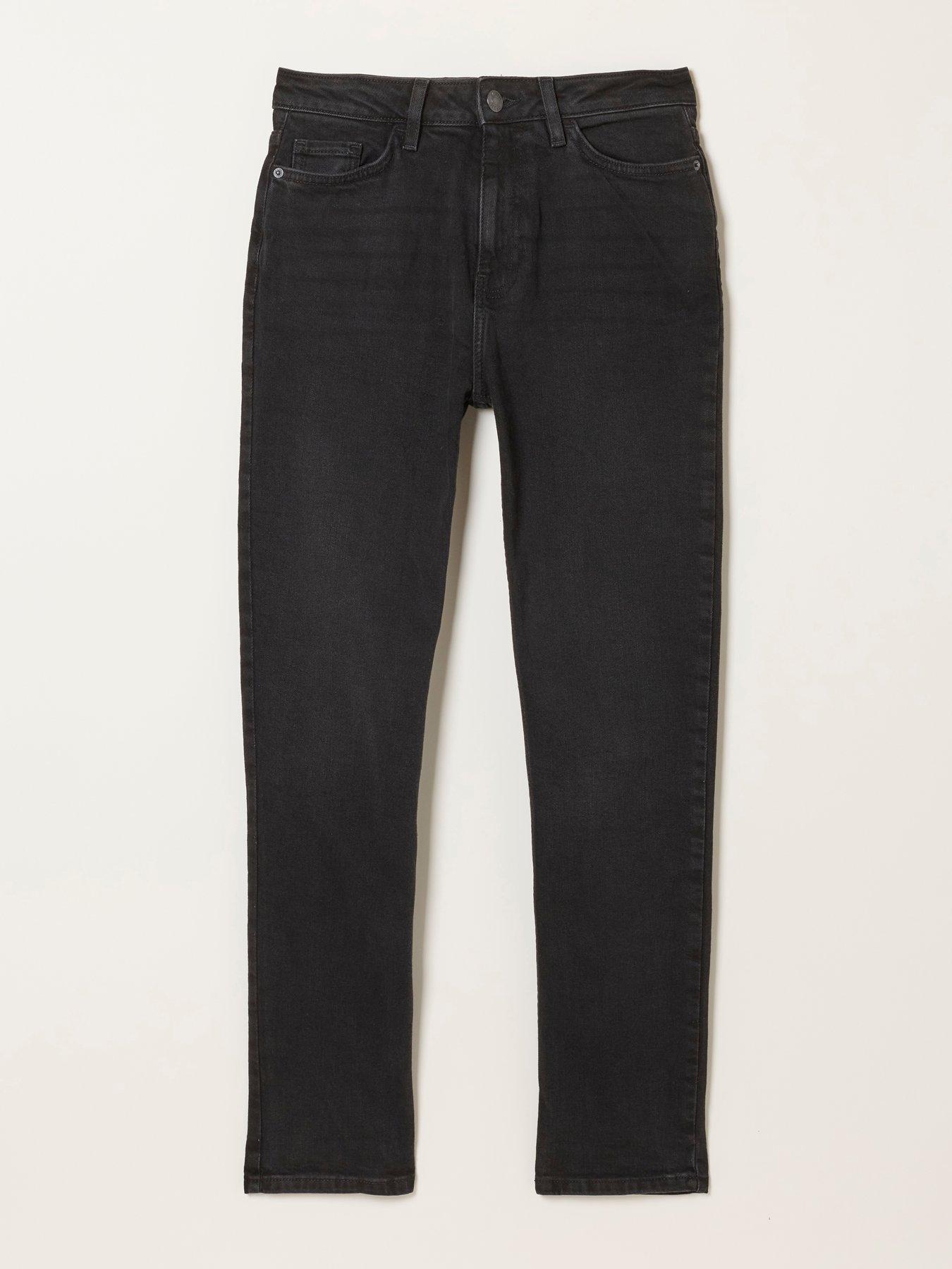 Image 6 of 6 of FatFace Chesham Black