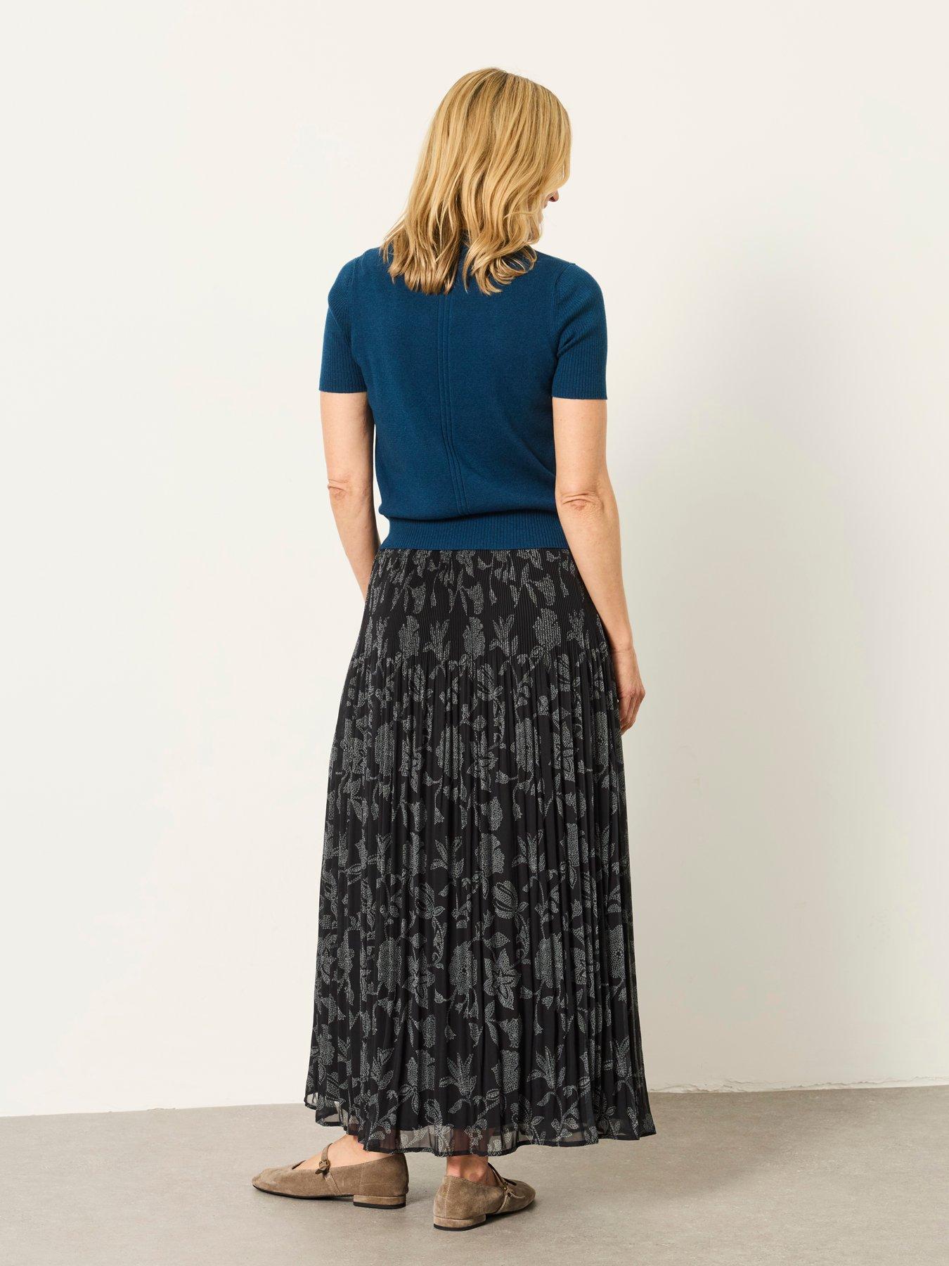 Image 2 of 6 of FatFace Women's Paignton Dot Floral Print Maxi Skirt - Black