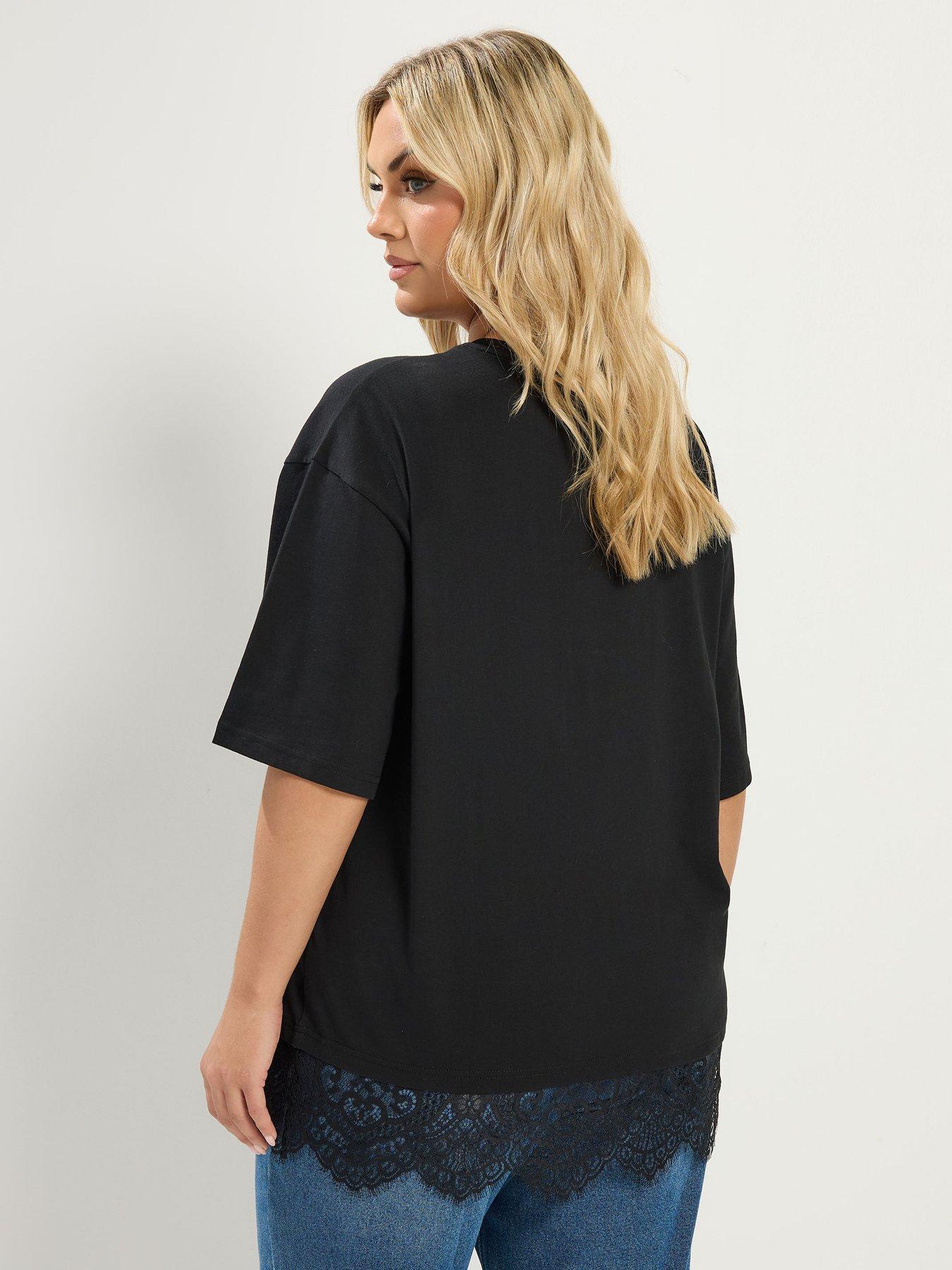 Image 2 of 4 of Yours Curve Lace Hem T-Shirt - Black