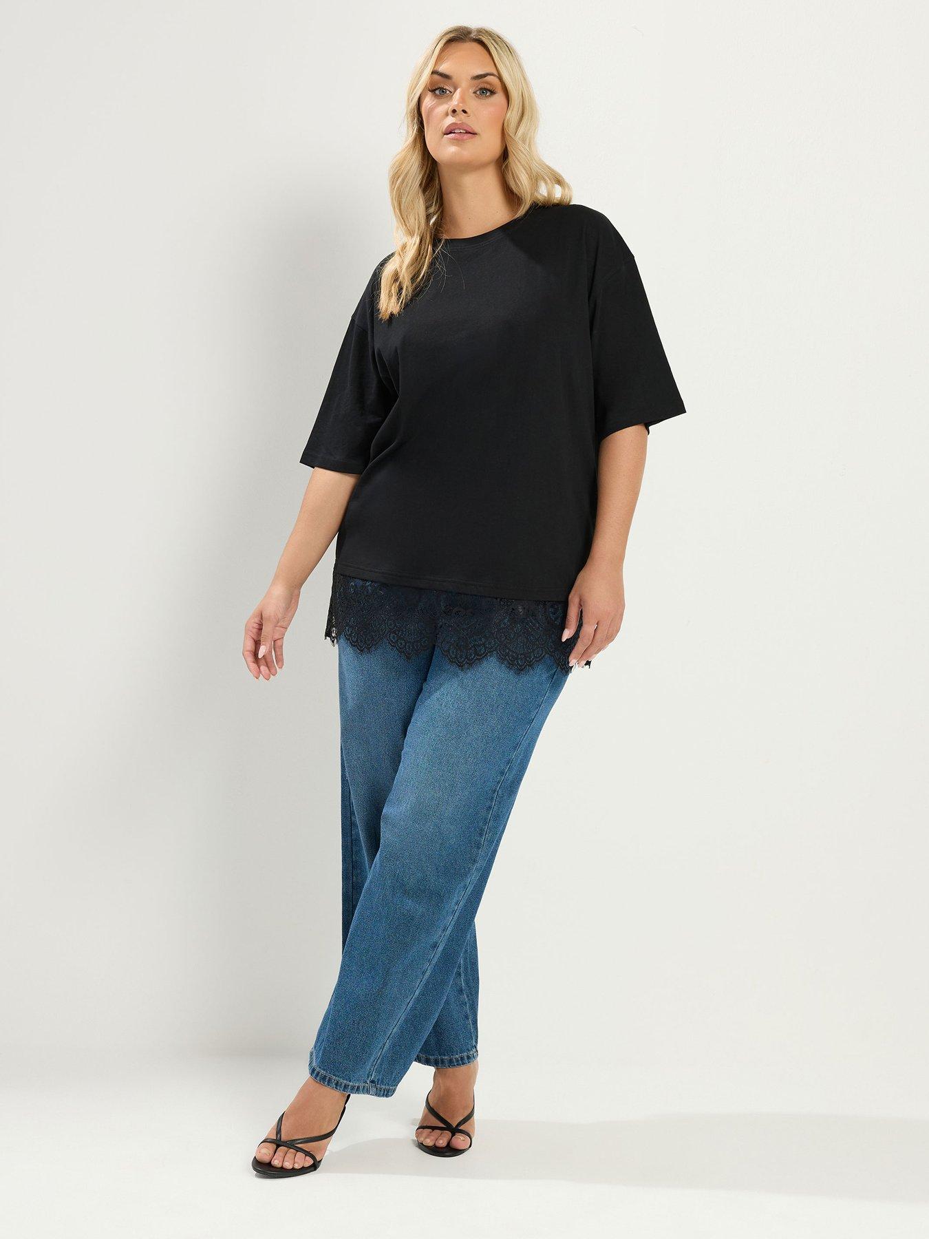 Image 3 of 4 of Yours Curve Lace Hem T-Shirt - Black
