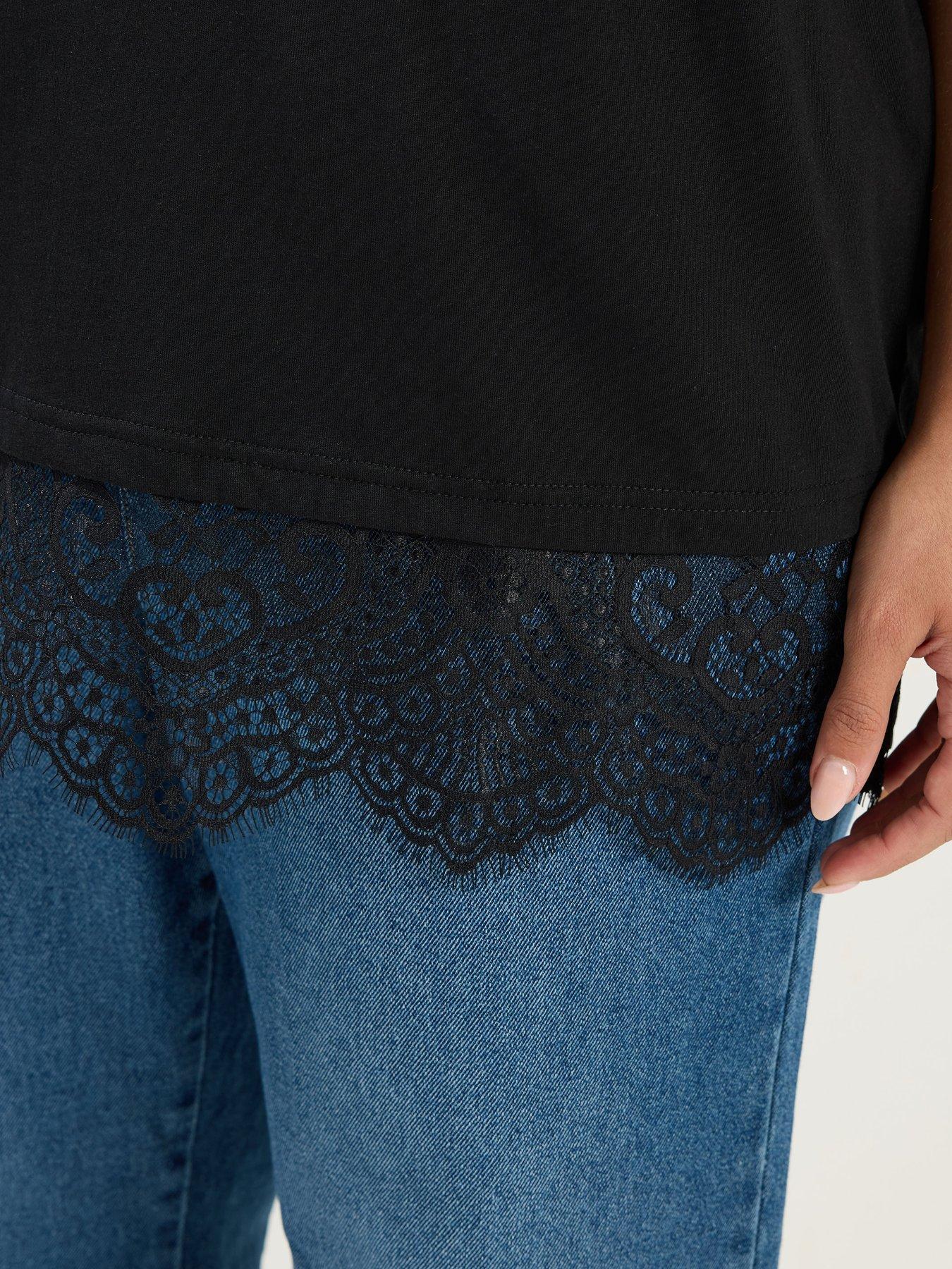 Image 4 of 4 of Yours Curve Lace Hem T-Shirt - Black
