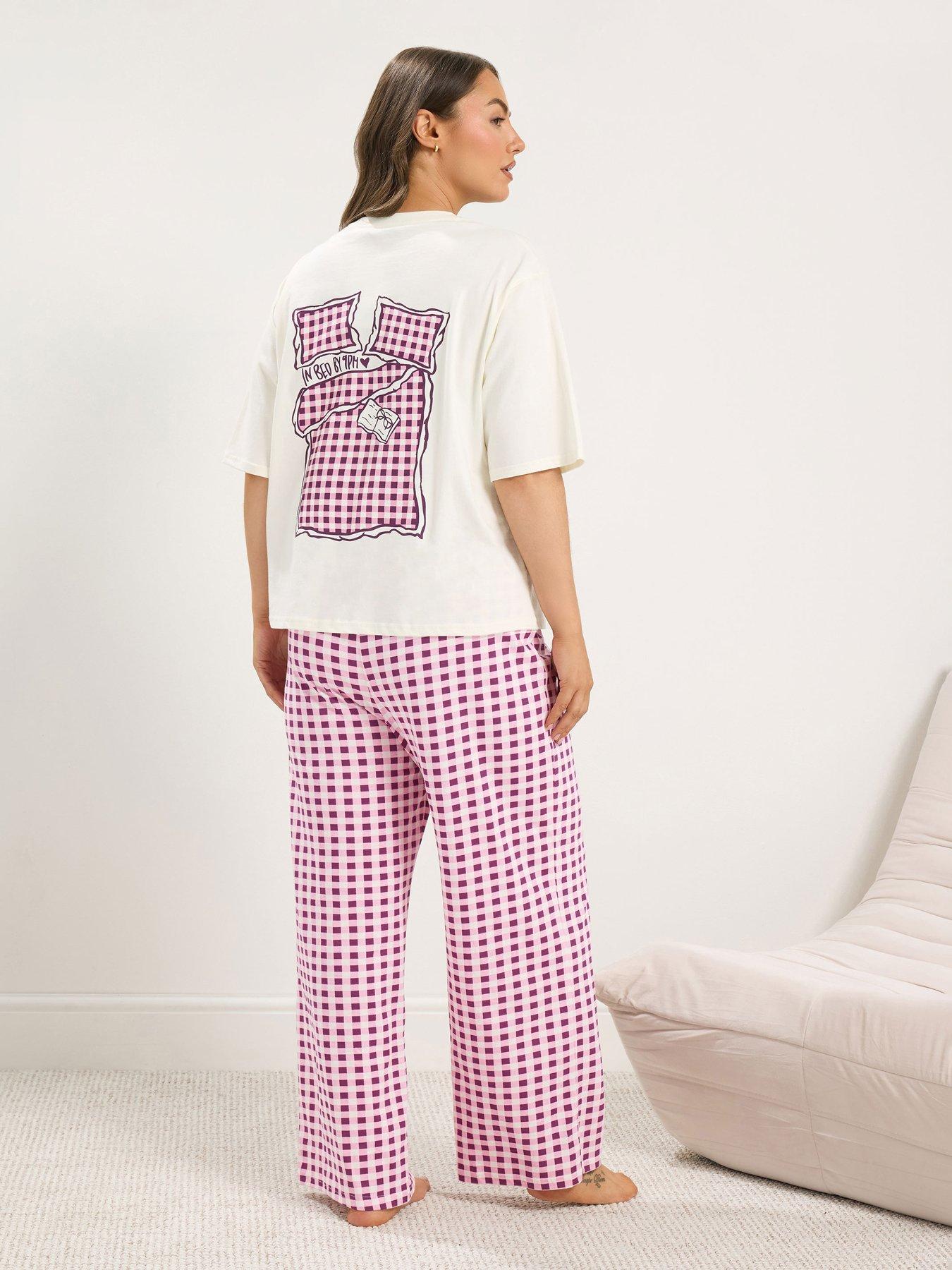 Image 2 of 4 of Yours Curve 'In Bed By 9PM' Pyjama Set - Cream