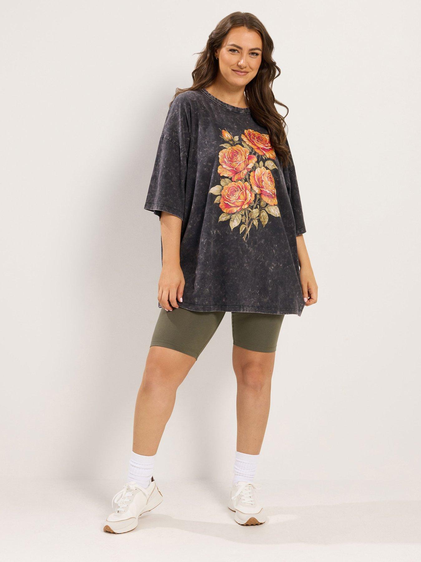 Image 3 of 4 of Yours Curve Grey Acid Wash Rose Boxy T-Shirt - Grey