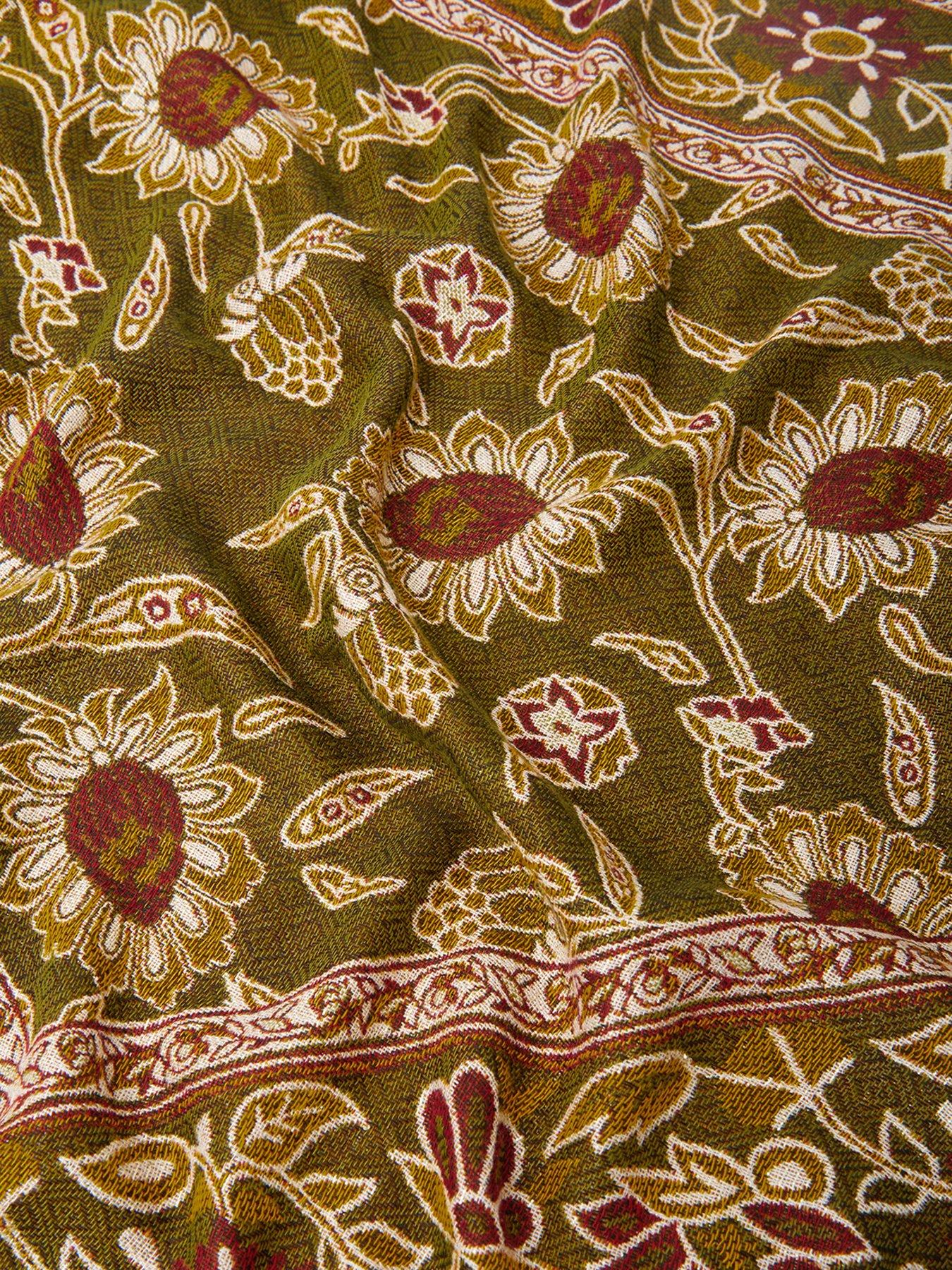 Image 2 of 2 of Accessorize Hansa Triangle Scarf - Green