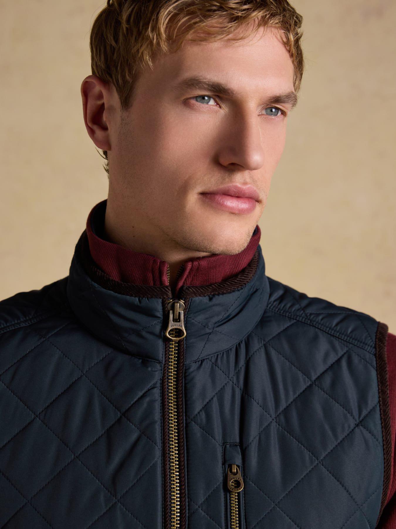 Image 5 of 7 of Joules Joules Maynard Quilted Gilet- Navy