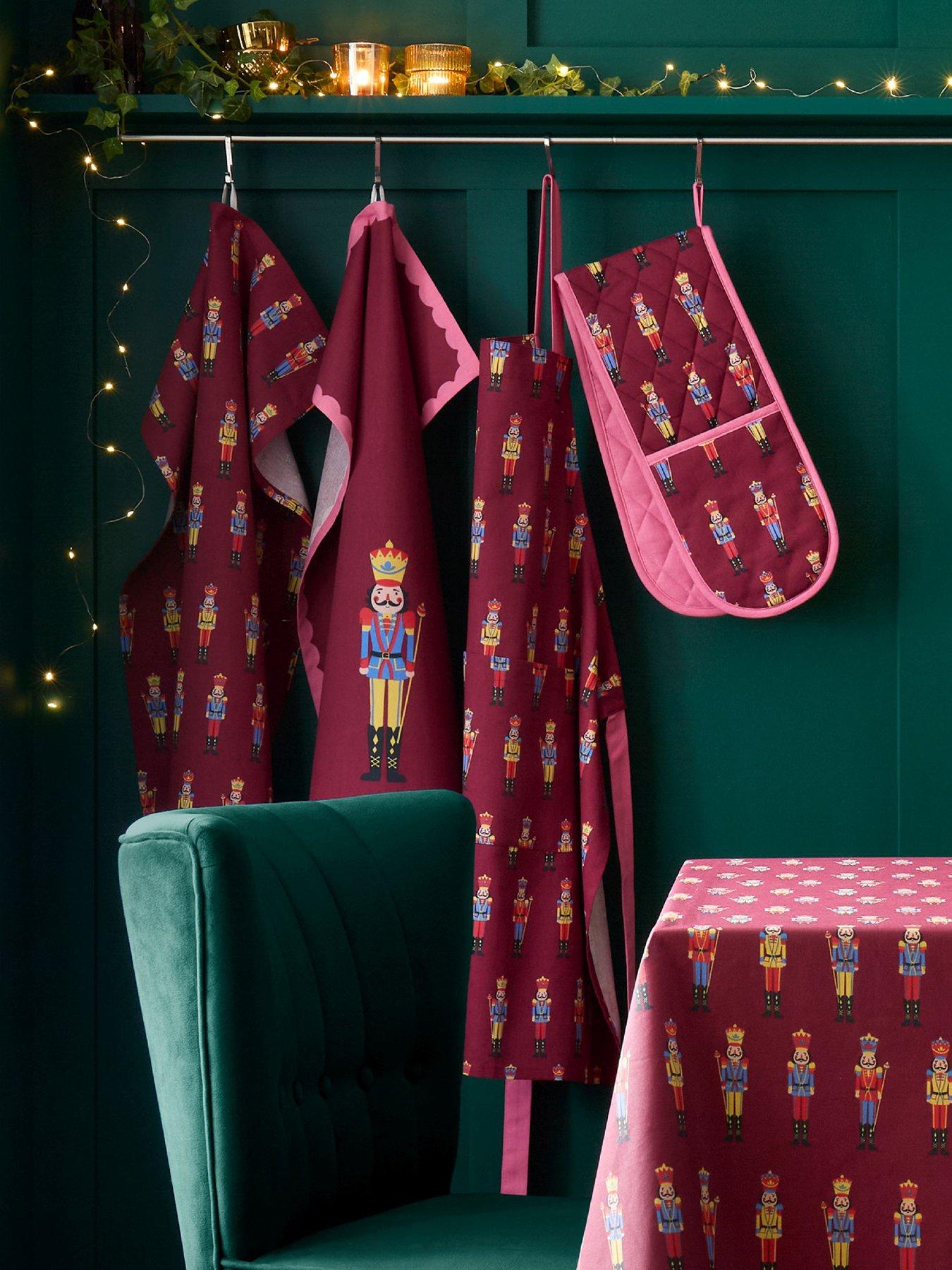 Image 3 of 3 of Catherine Lansfield 100% Cotton Christmas Nutcracker Tea Towels 4 Pack