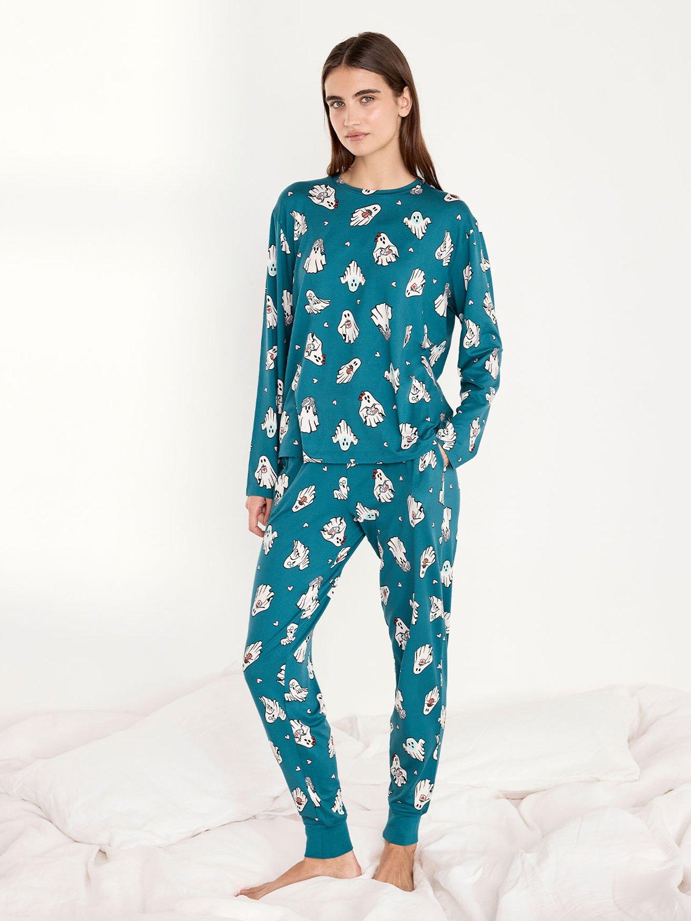 Image 3 of 6 of CHELSEA PEERS Halloween Ghost Print Long Pyjama Set - Teal