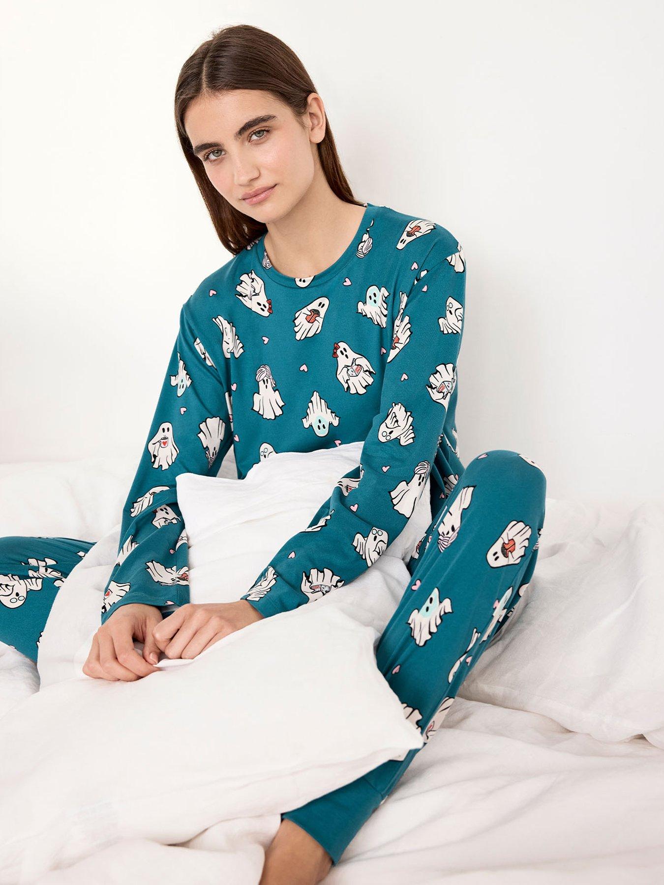 Image 5 of 6 of CHELSEA PEERS Halloween Ghost Print Long Pyjama Set - Teal