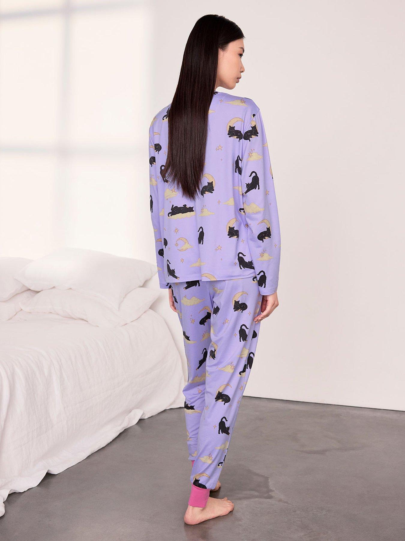 Image 2 of 6 of CHELSEA PEERS Halloween Cat Print Long Pyjama Set - Lilac
