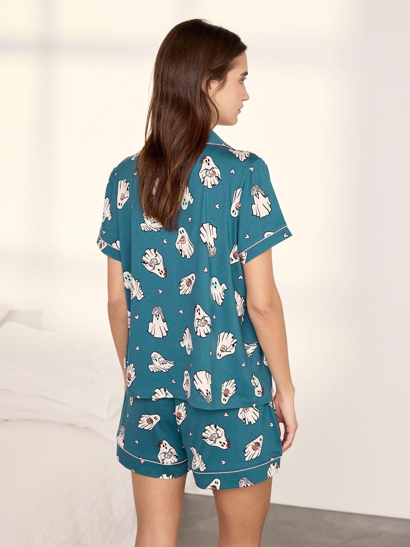 Image 2 of 6 of CHELSEA PEERS Halloween Ghost Print Short Pyjama Set - Teal