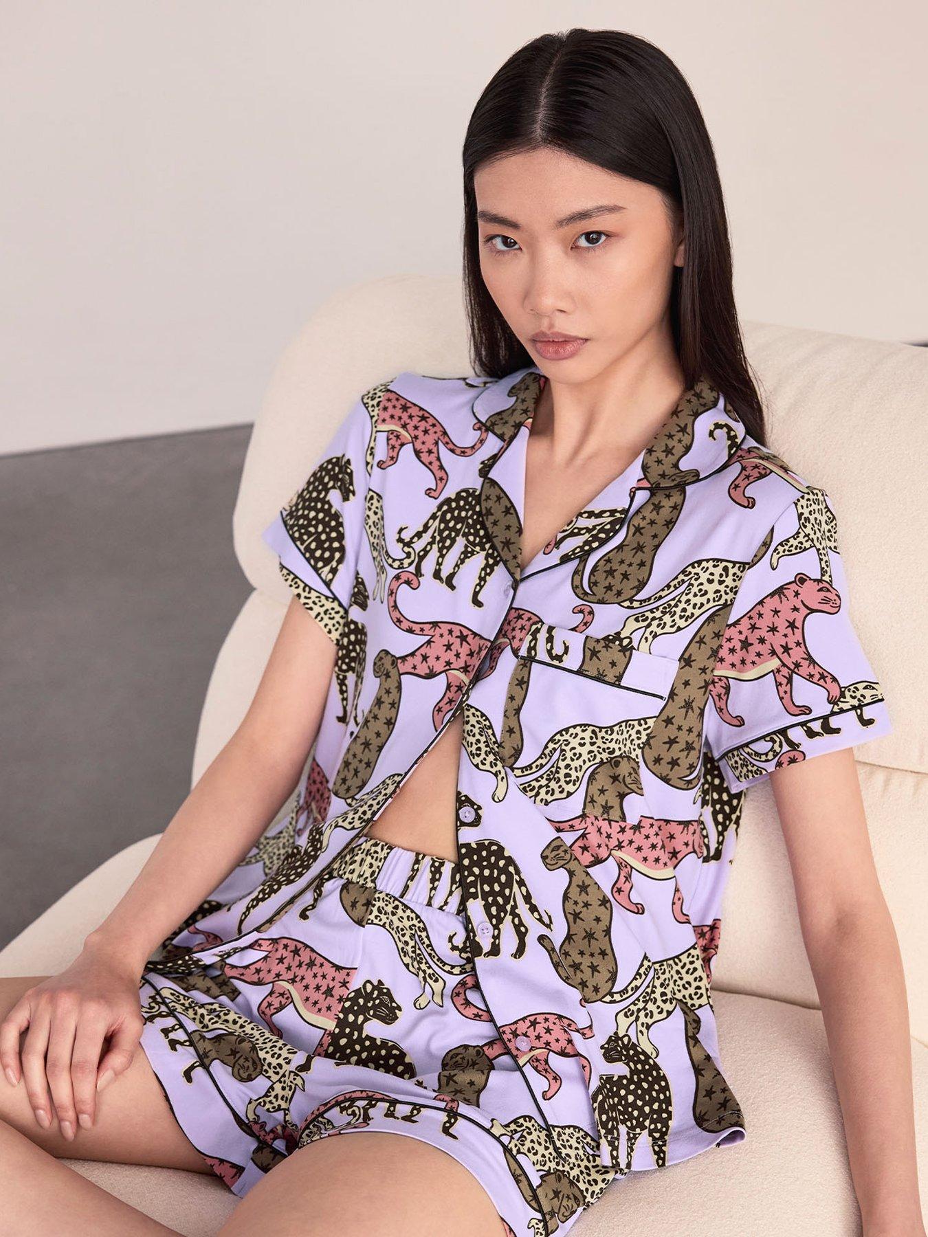 Image 3 of 6 of CHELSEA PEERS Starry Leopard Print Button Up Short Pyjama Set - Lilac