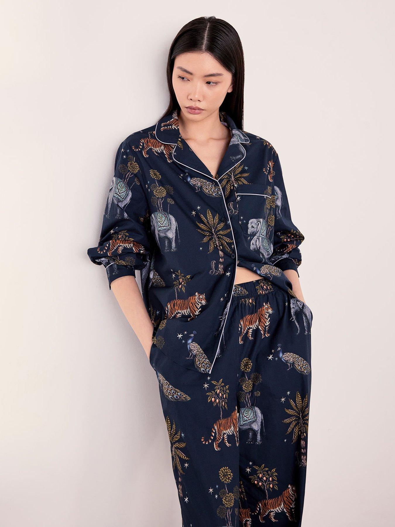 Image 4 of 6 of CHELSEA PEERS Cotton Twilight Safari Print Long Pyjama Set - Navy
