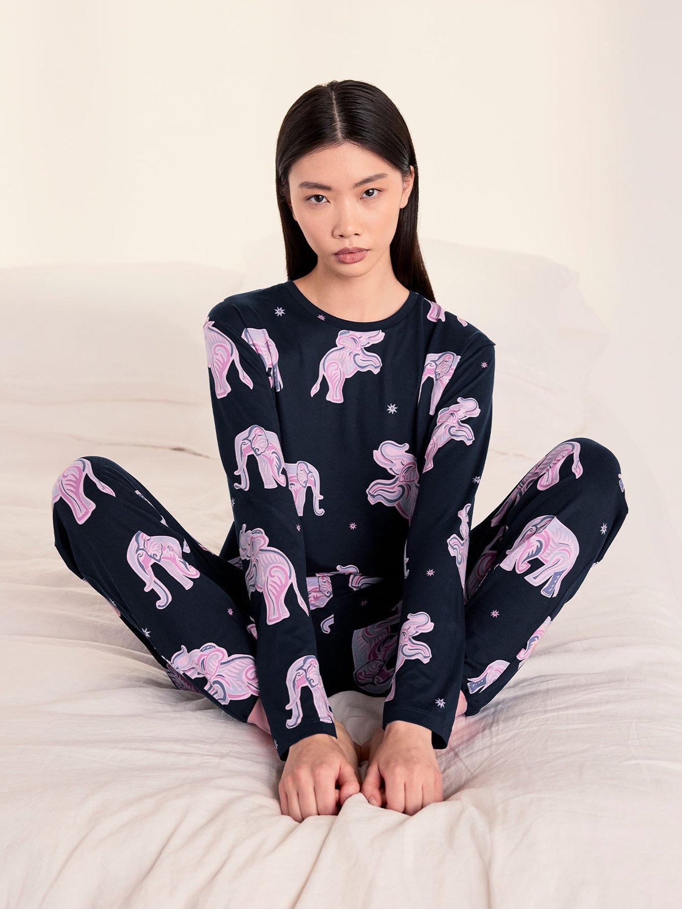 Image 4 of 5 of CHELSEA PEERS Elephant Dreamscape Print Long Pyjama Set - Navy