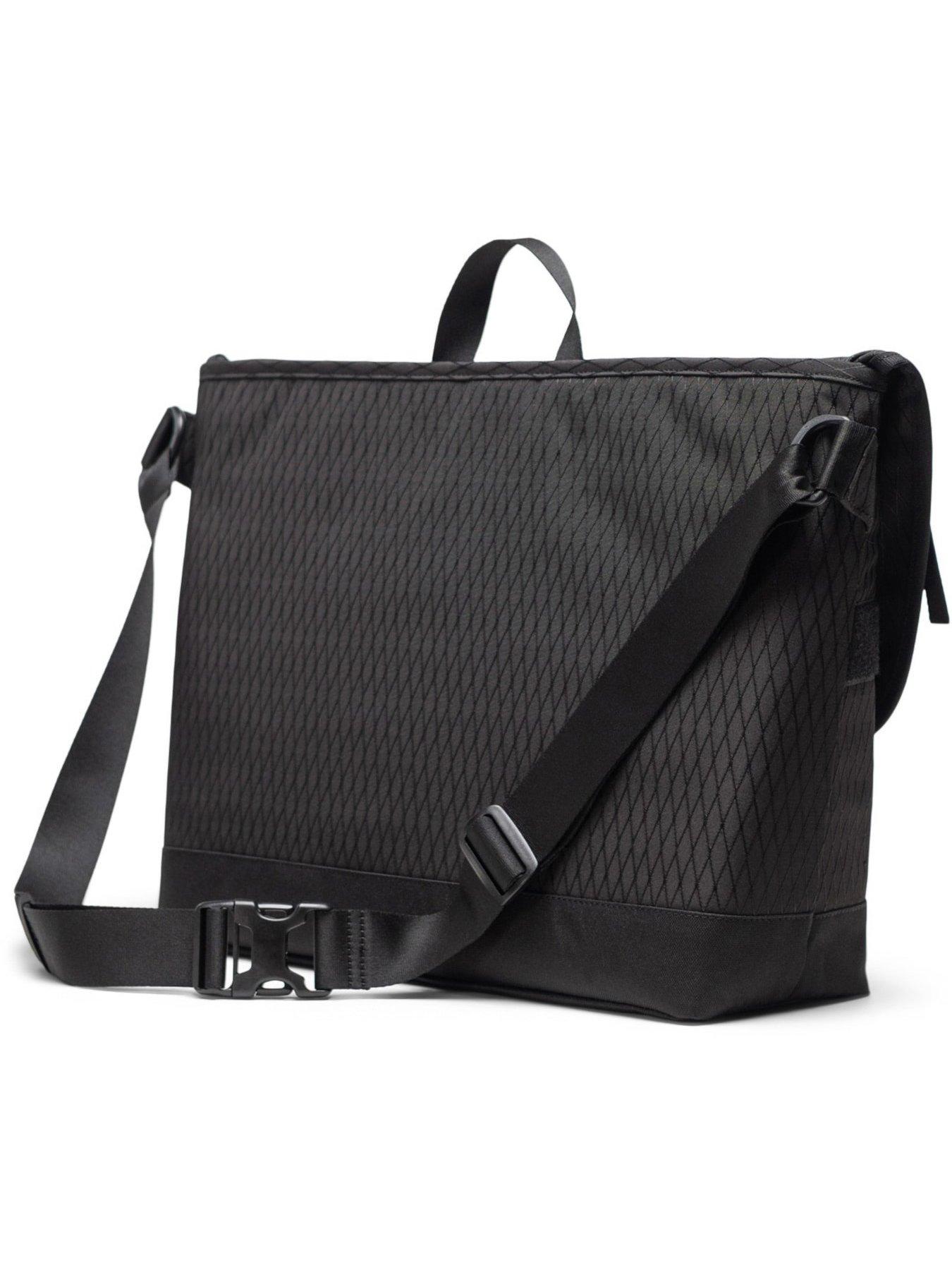 Image 4 of 4 of Herschel Cove Messenger Bag - Black