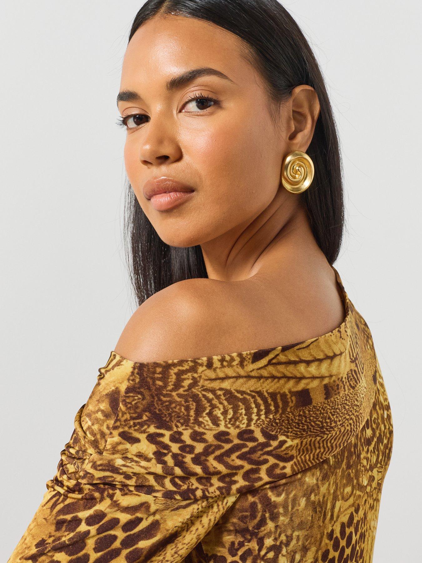 Image 4 of 6 of AllSaints Arlie Long Sleeve Off The Shoulder Top - Gold