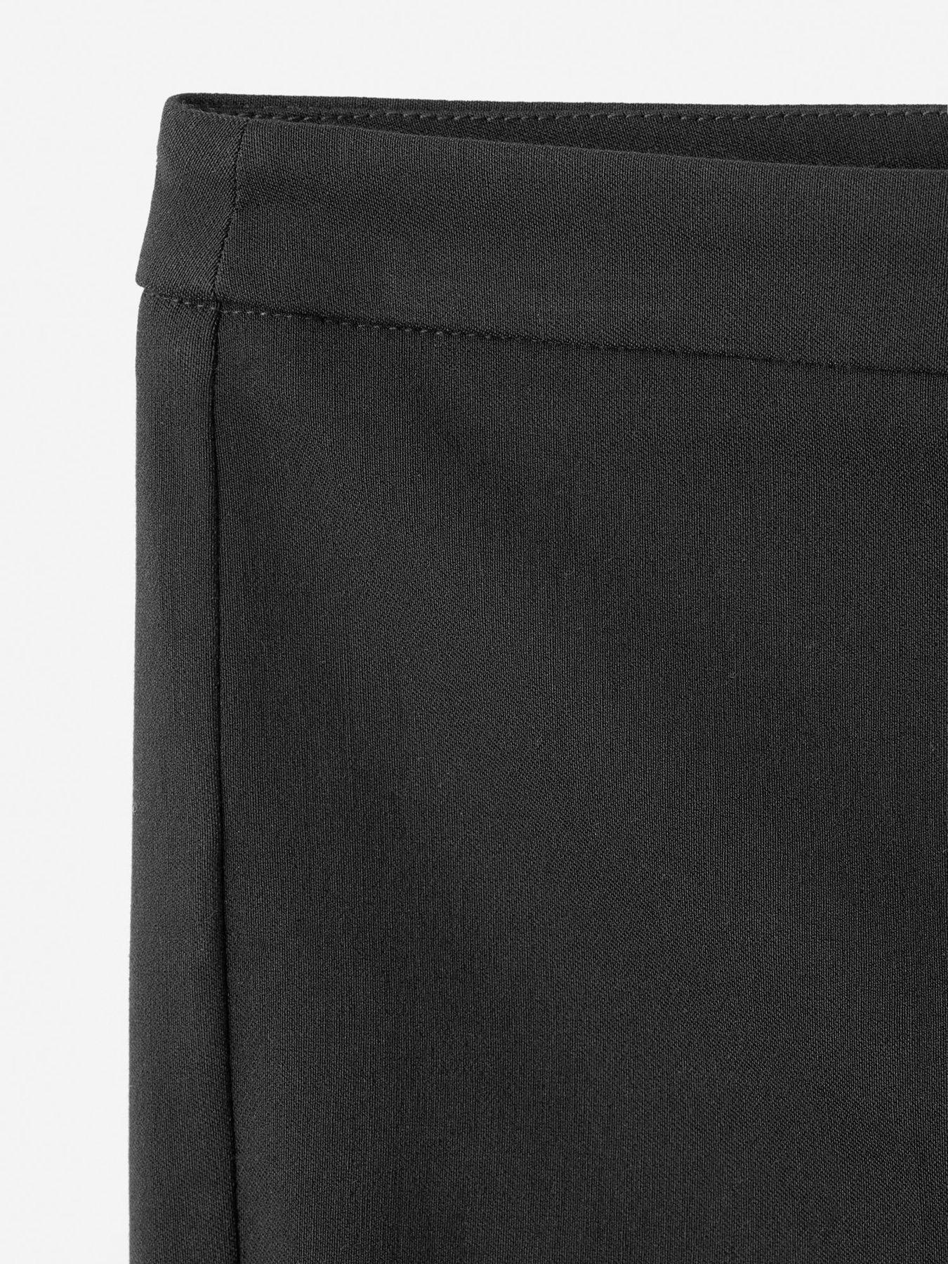 Image 4 of 5 of Mango Womens Straight-Cut Cropped Trousers - Black