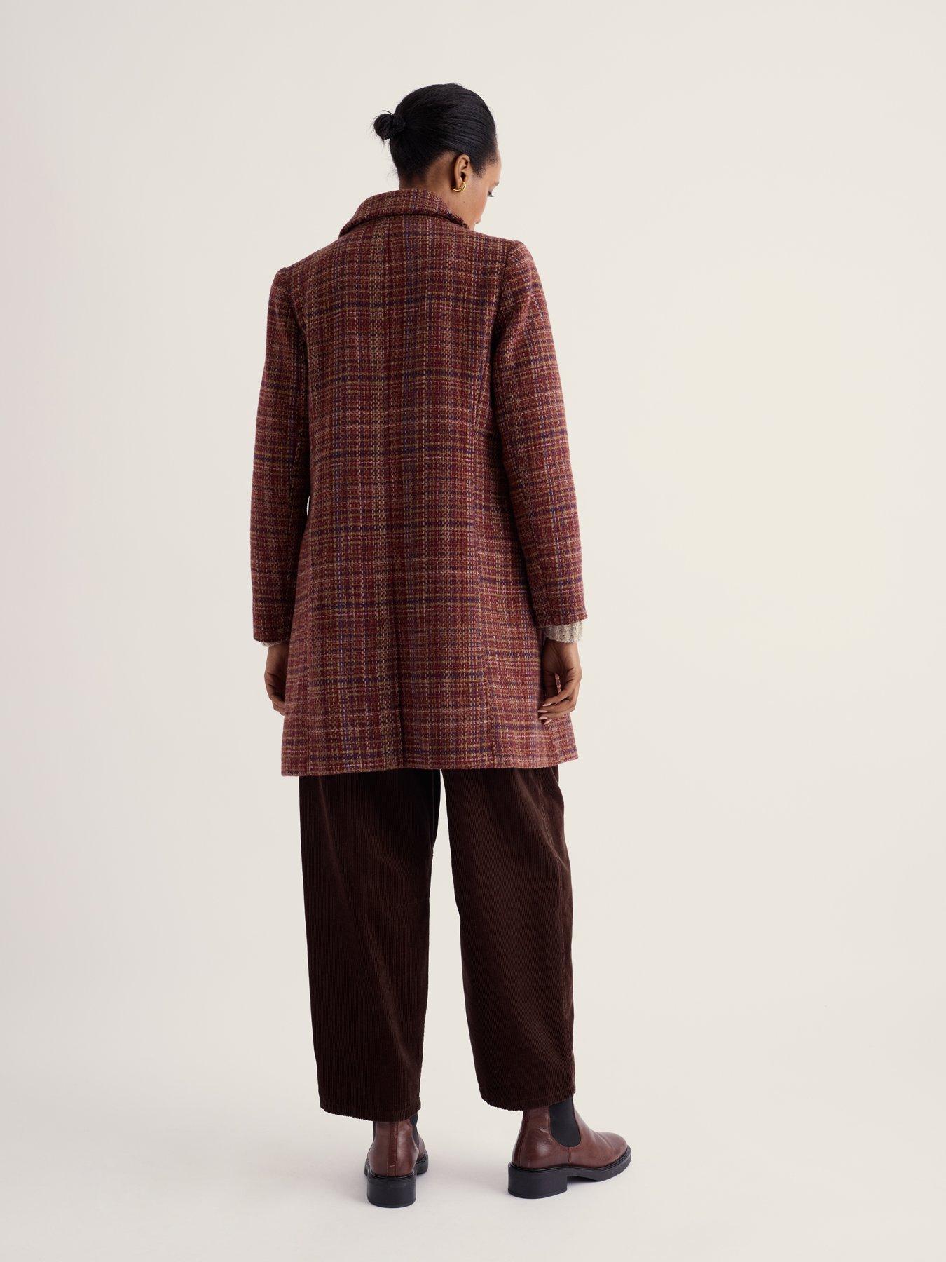 Image 2 of 5 of Seasalt Cornwall Wood Cabin Coat - Multi