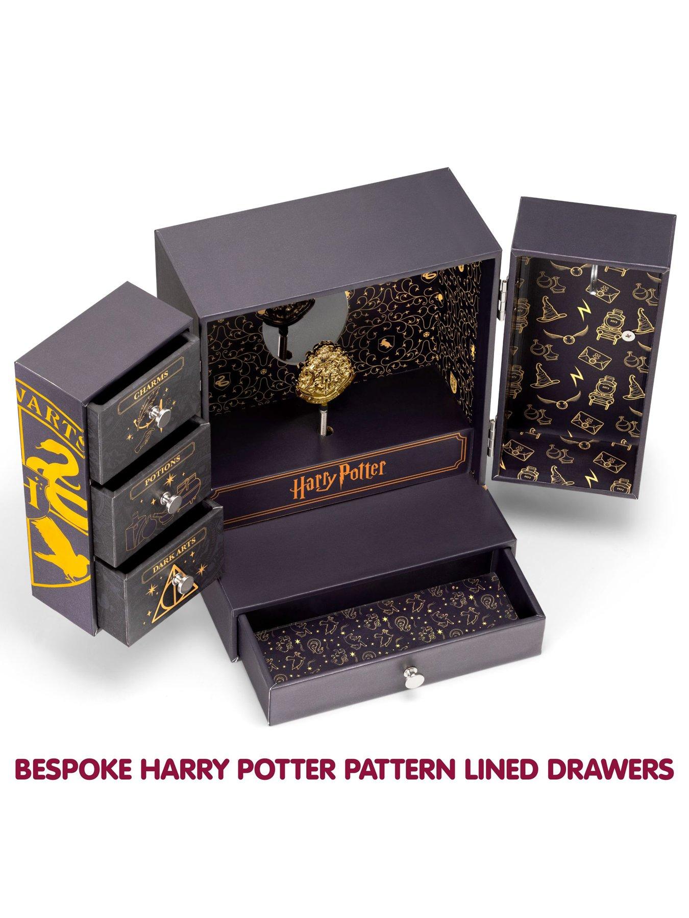Image 6 of 6 of Harry Potter Musical Wind-up Spinning Charm Jewellery Box