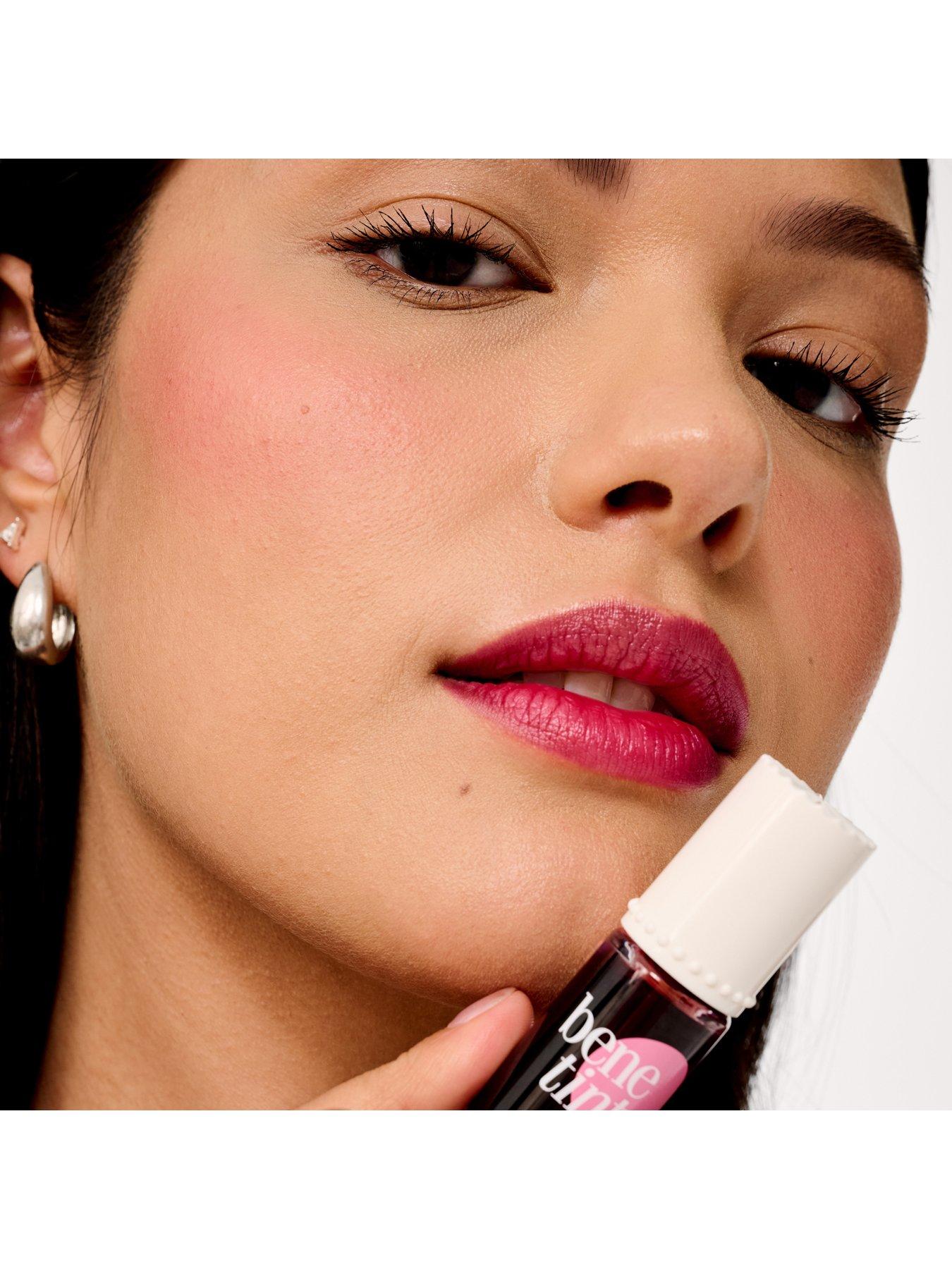 Image 6 of 7 of Benefit Summer Lovin Full Size Blush Duo Gift Set (Worth &pound;53.50)