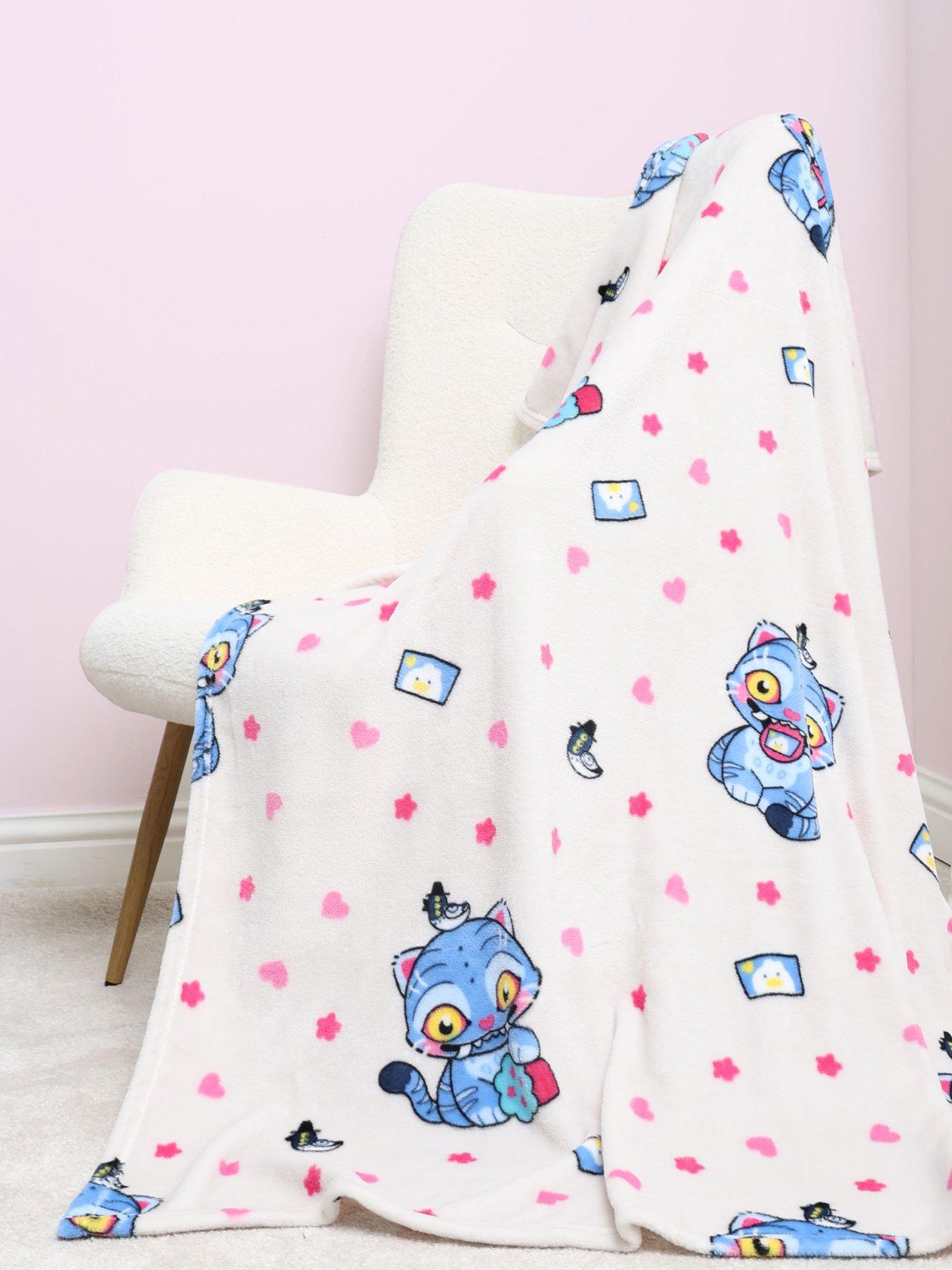 K-Pop Demon Hunters Derpy Flower Rotary Fleece Blanket