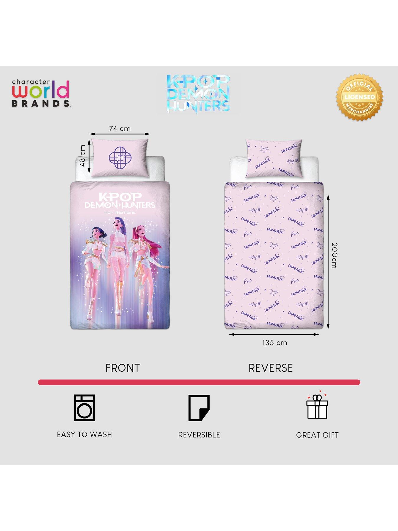 Image 7 of 7 of K-Pop Demon Hunters Signatures Panel Duvet