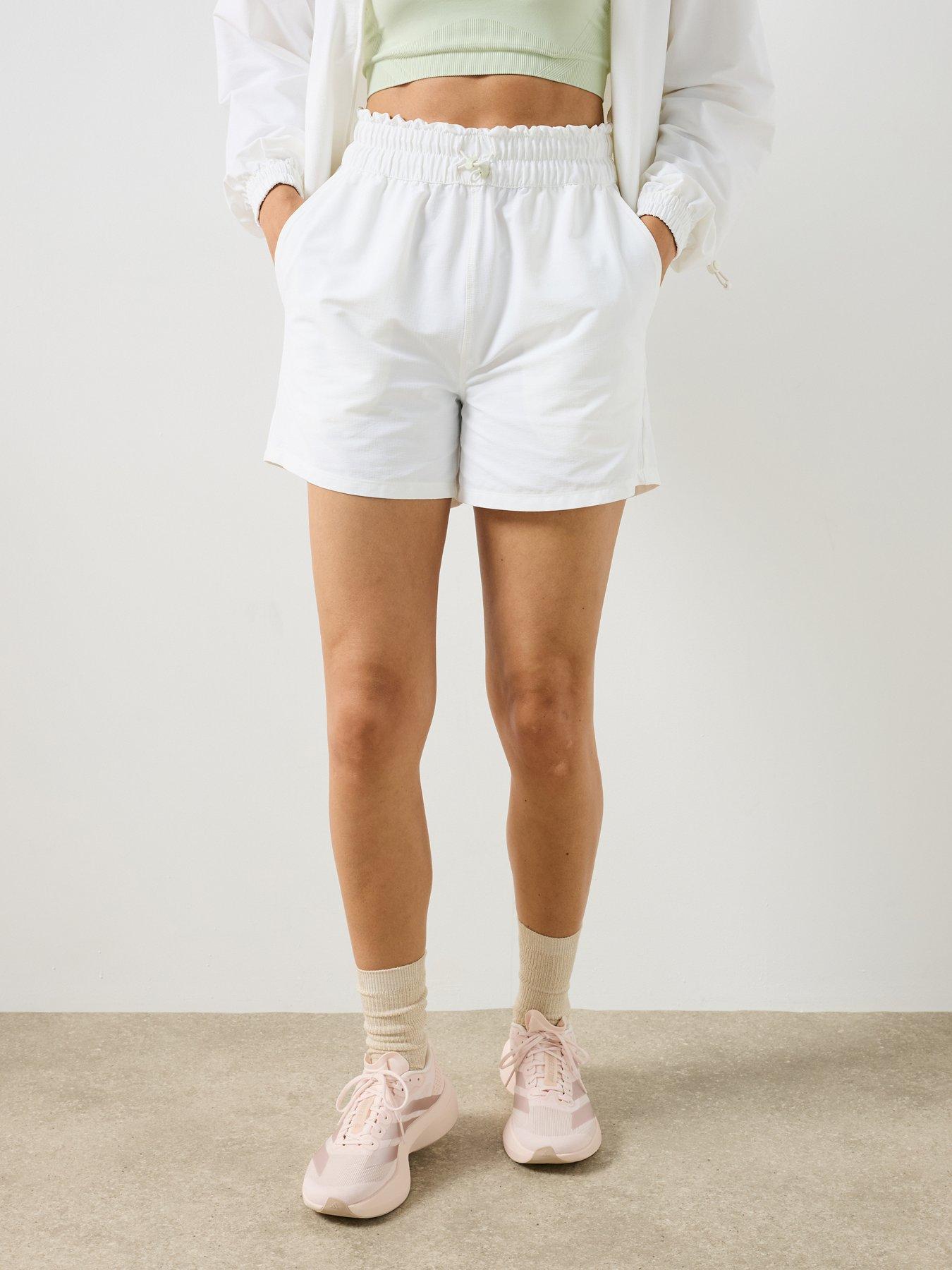 Sweaty Betty Womens Training Seersucker 6 Inch Texture Shorts - White