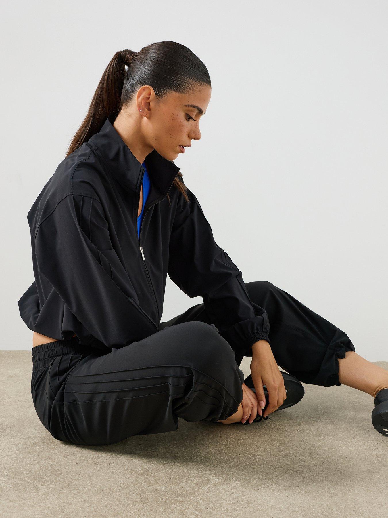 Image 4 of 6 of Sweaty Betty Womens Training Power On Studio 30 Inch Pant - Black