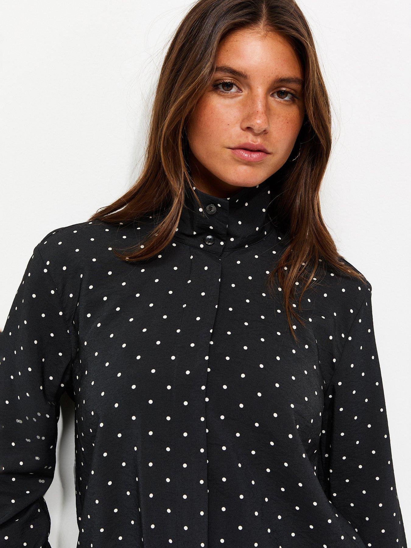 Image 4 of 5 of New Look Spot Print High Funnel Neck Shirt - Black