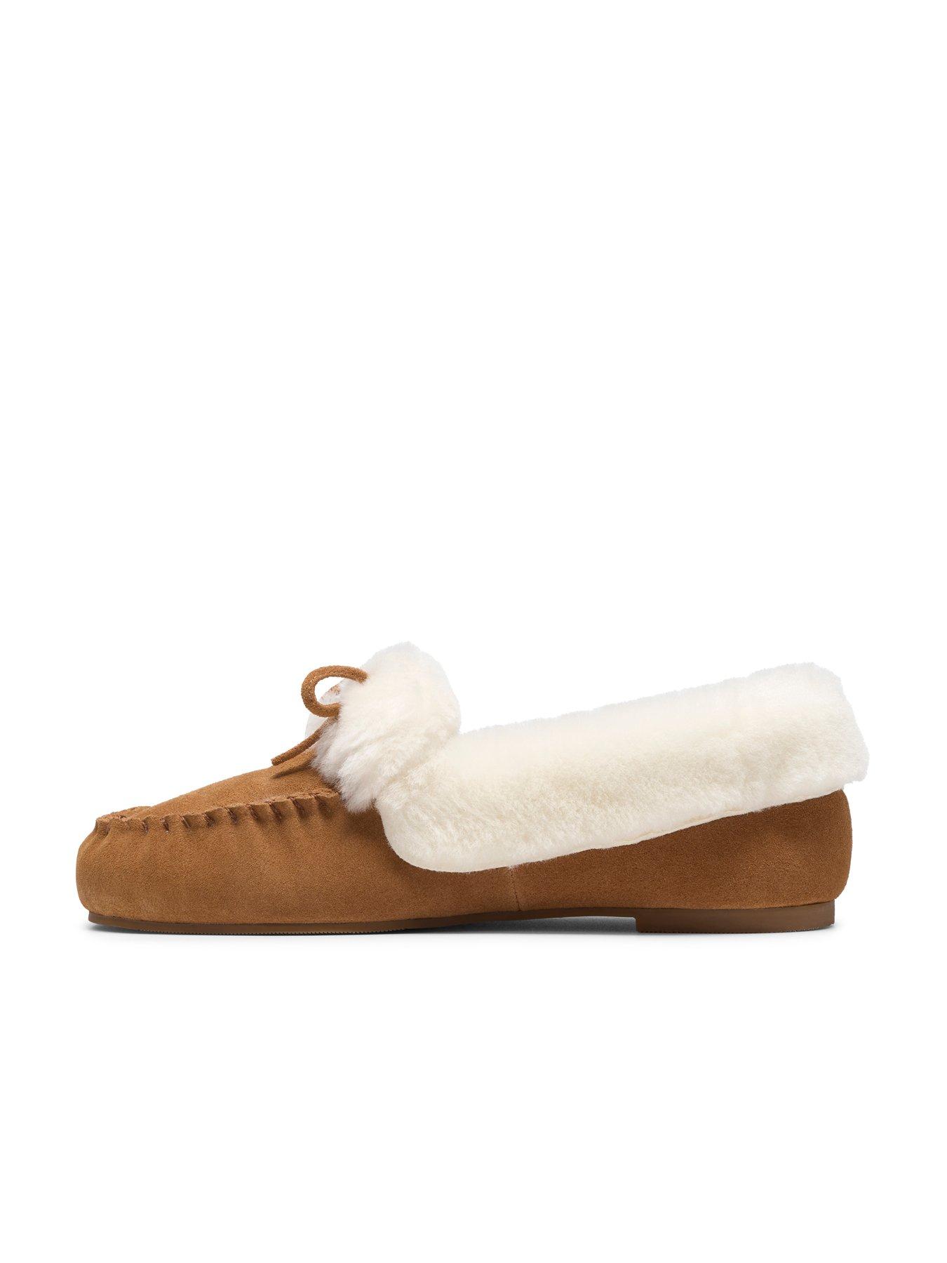 Image 6 of 6 of Clarks Siana Mocc - Tan