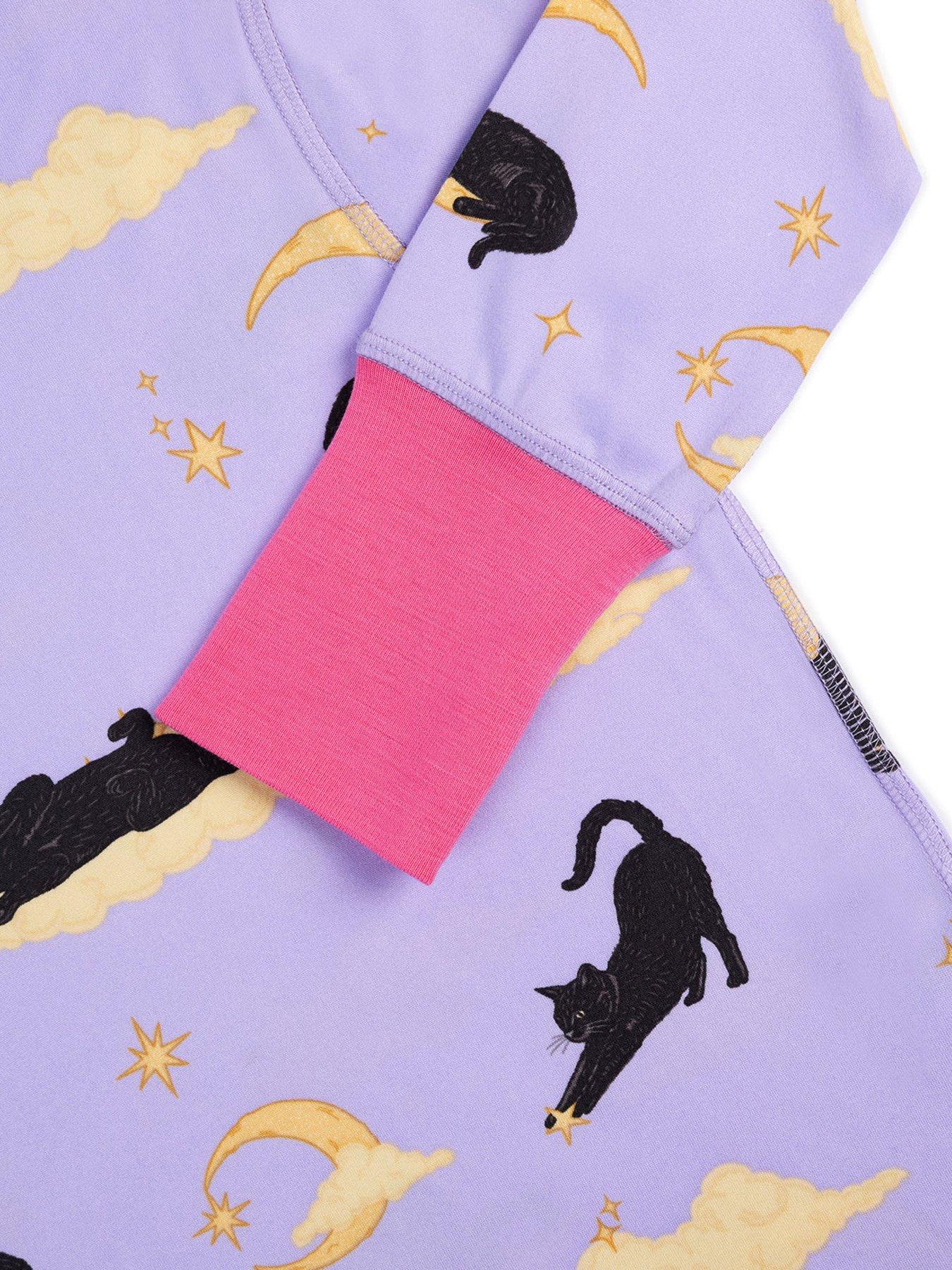 Image 6 of 6 of CHELSEA PEERS Unisex Kids Halloween Cat Print Long Pyjama Set - Light Purple