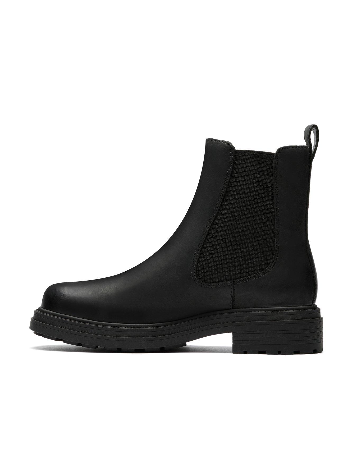 Image 6 of 6 of Clarks Orinoco3 Top Boot - Black