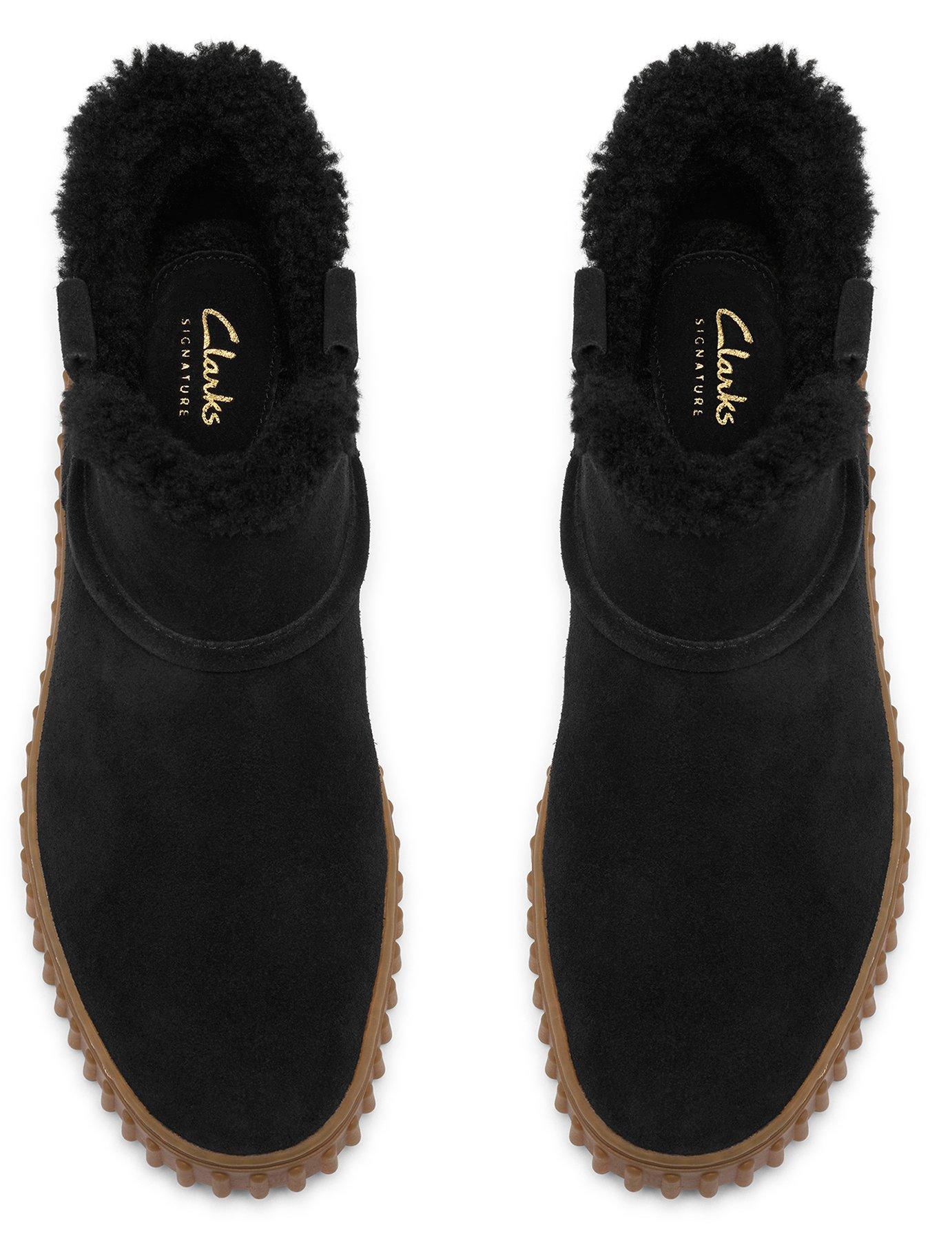 Image 4 of 6 of Clarks Black Fur Lined Torhill Warm Boot