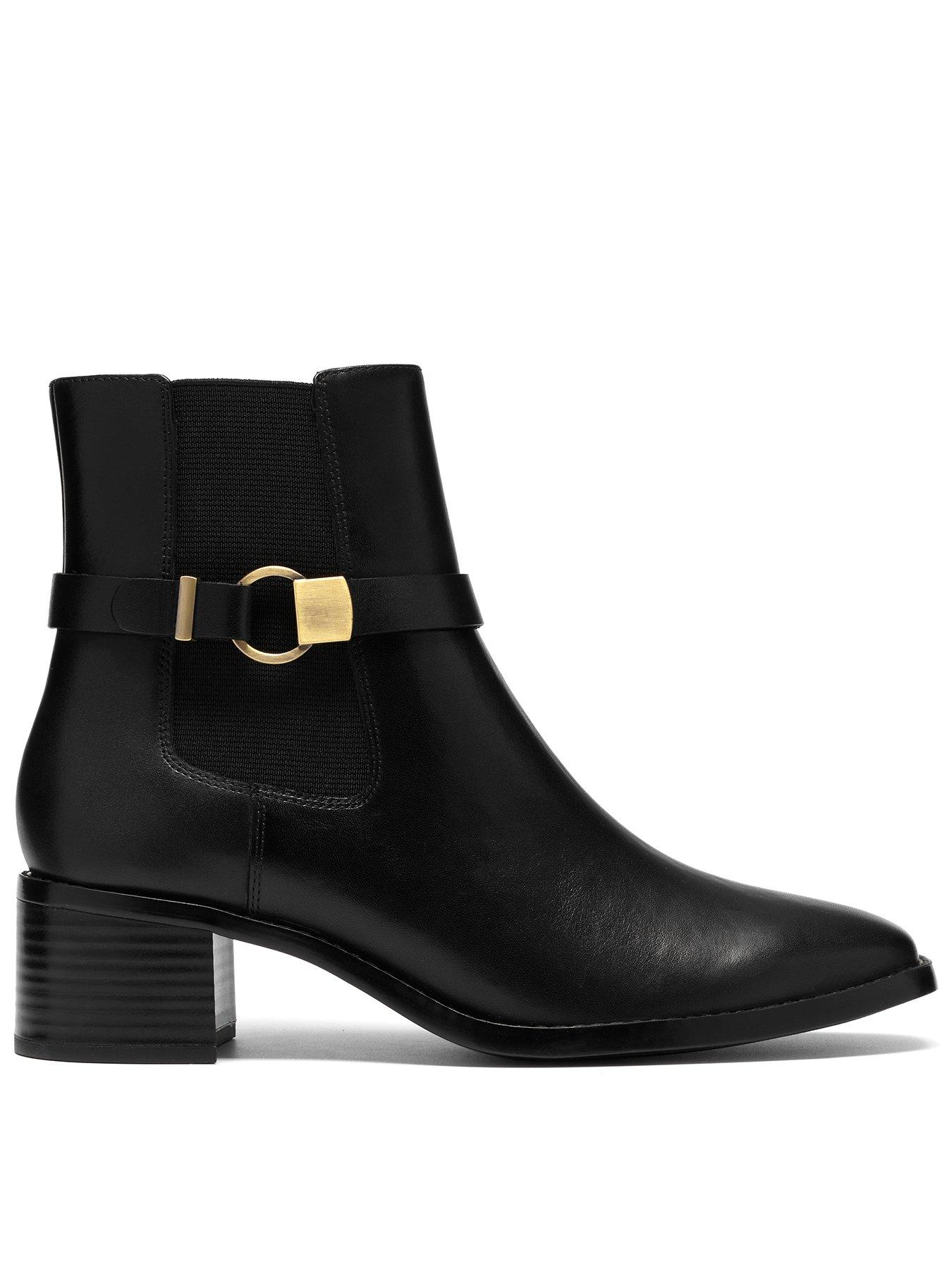 Clarks Wrenn Buckle Black Leather