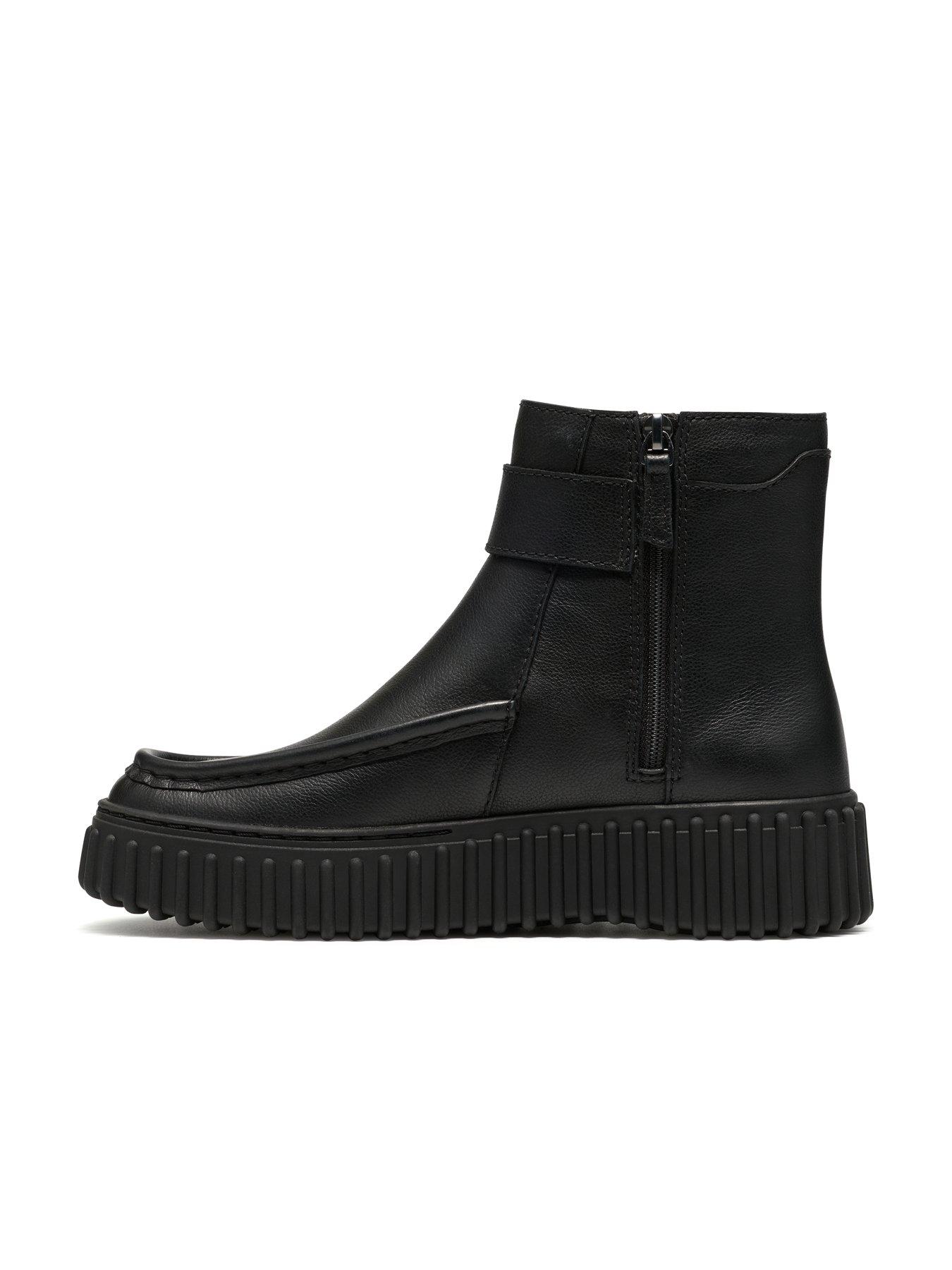 Image 6 of 6 of Clarks Torhill Buckle Boot - Black