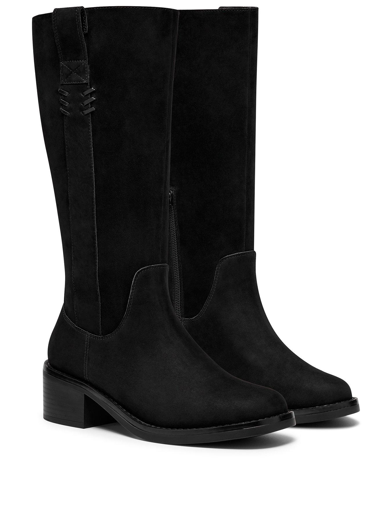 Image 2 of 6 of Clarks Digby Ranch Black Nubuck Premium Boot