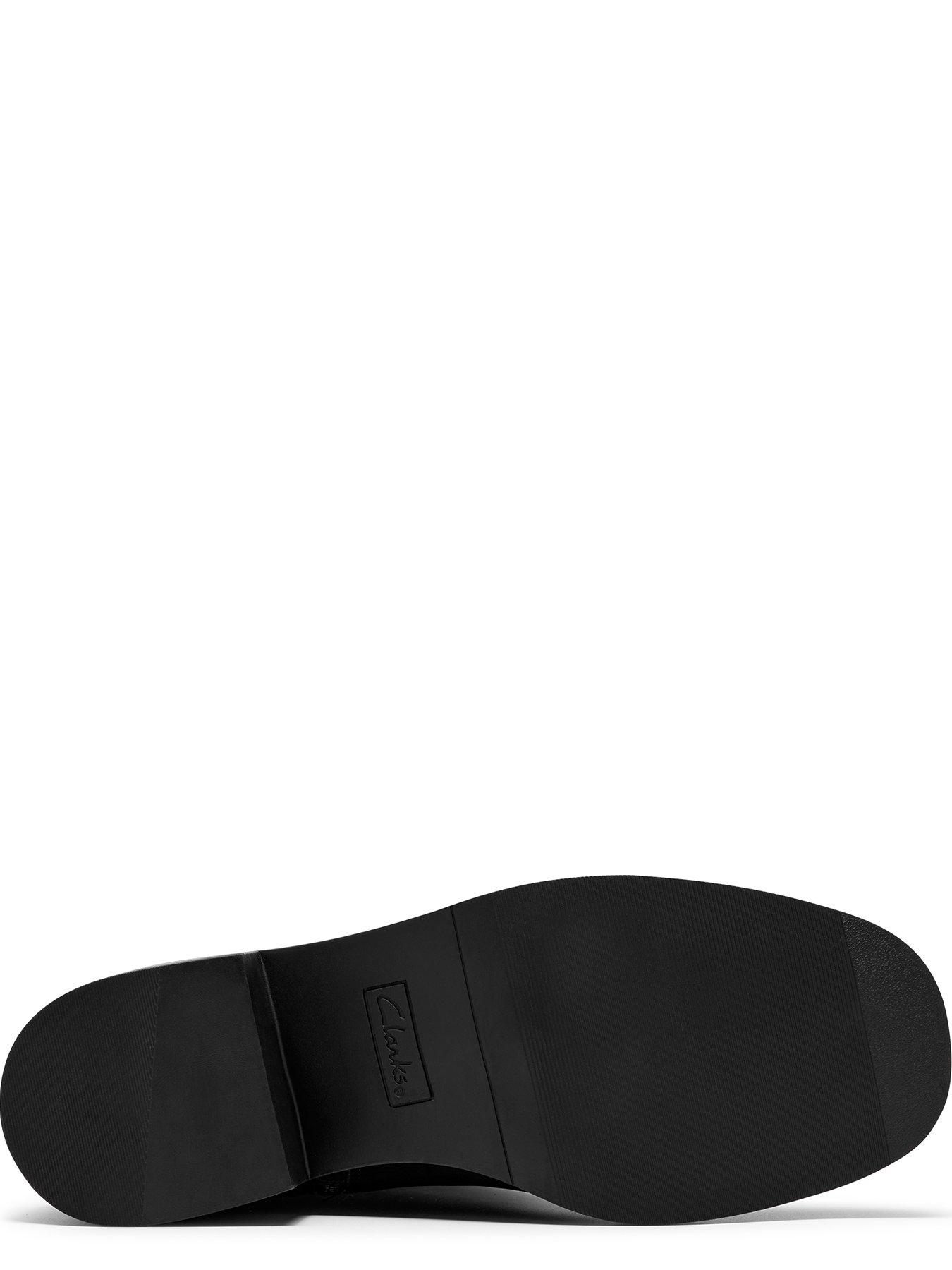 Image 5 of 6 of Clarks Digby Ranch Black Nubuck Premium Boot