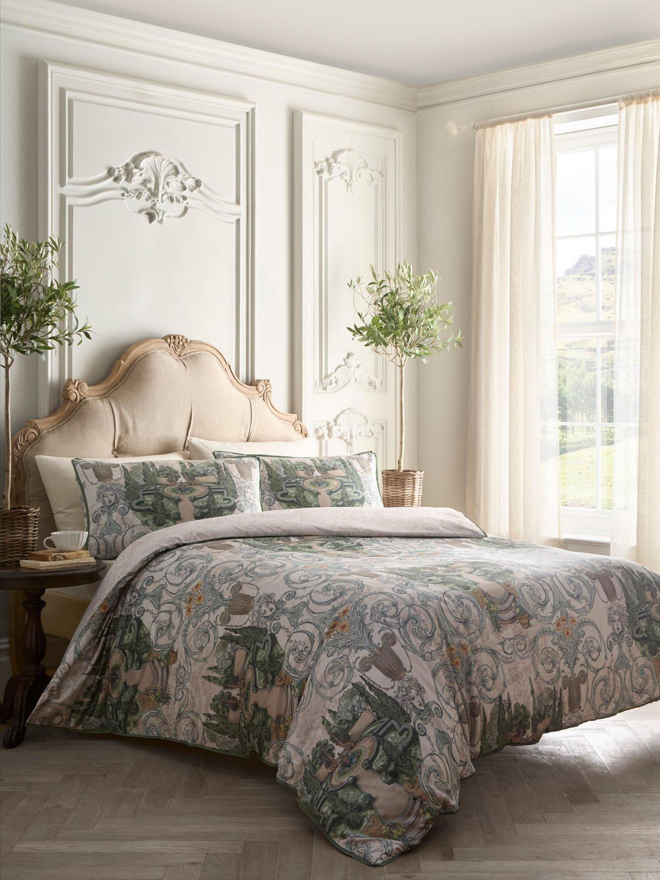 Laurence Llewelyn-Bowen Tuscan Garden Duvet Cover Set In Green